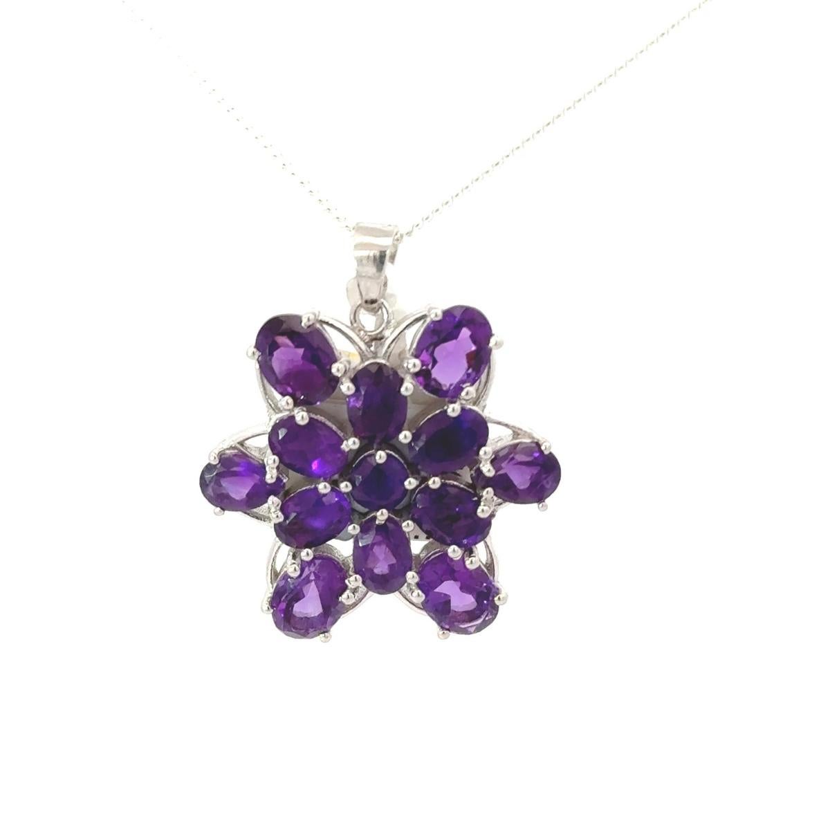 Classic Natural Amethyst 12.45 ct Cluster Pendant in 925 Solid Silver For Mom For Sale 1