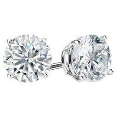 Orecchini classici con diamante naturale da 0,75 ctw in oro bianco 14K