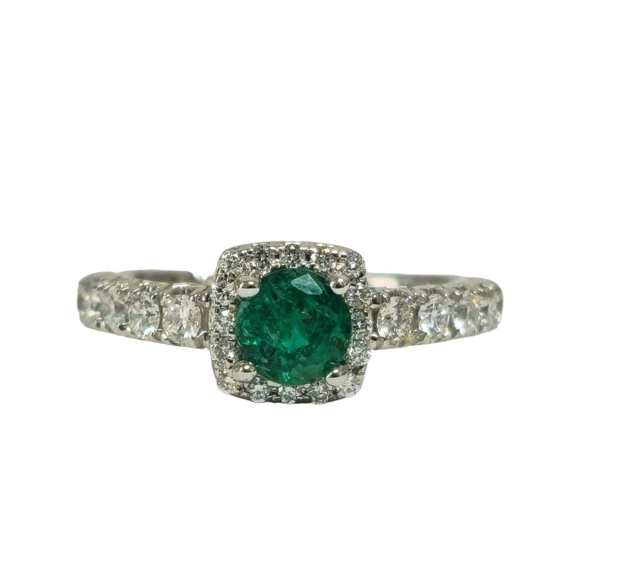 Contemporary Classic Natural Diamond & Emerald Wedding Engagement Band. For Sale