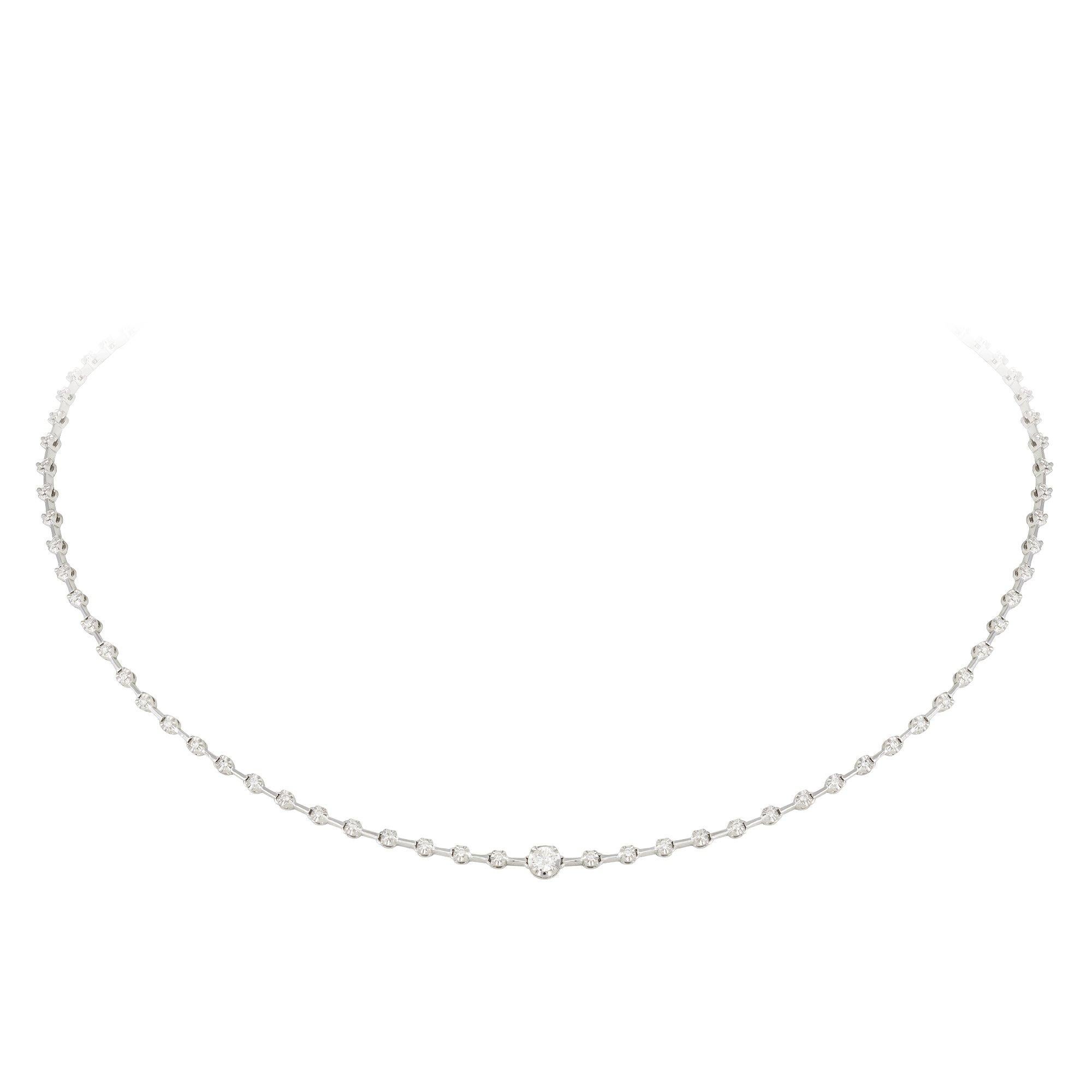 Round Cut Classic Necklace 18k White Diamond for Her For Sale