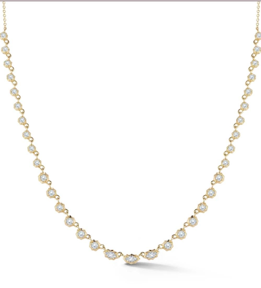 Women's Classic Necklace 18k White Diamond for Her For Sale