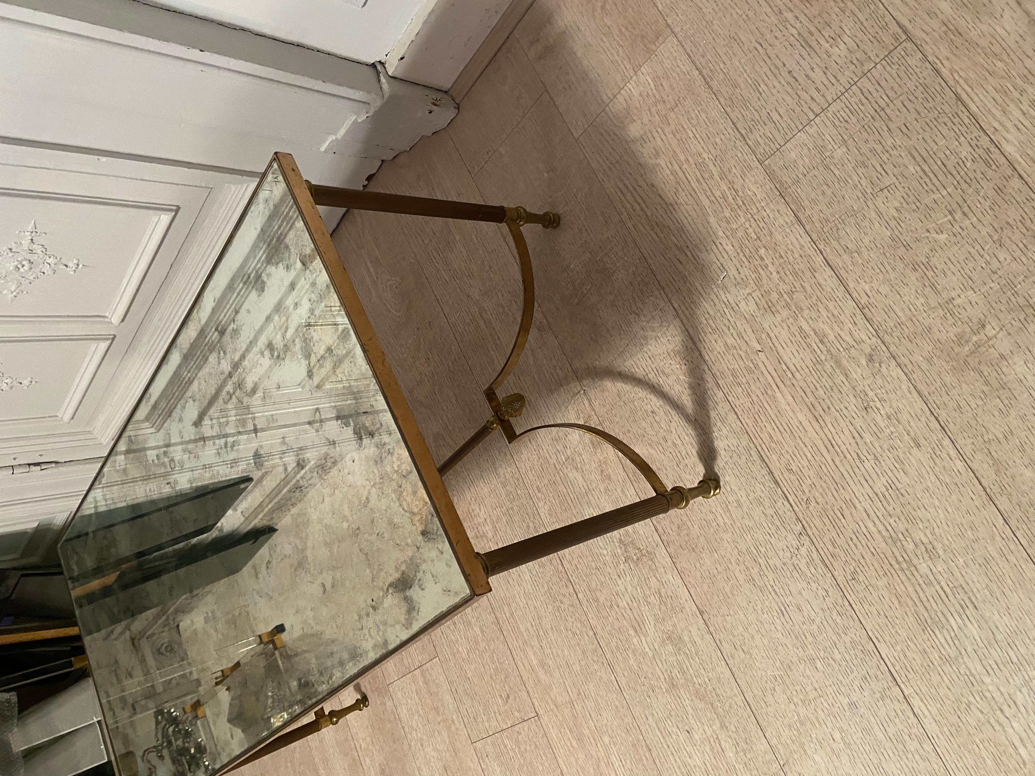 Classic Neo Coffee Table in Brass and Oxidized Mirror For Sale 3