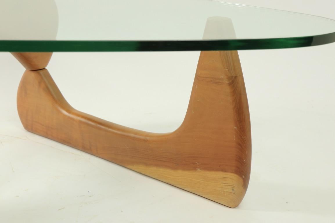 Classic Noguchi Coffee Table In Good Condition In New York, NY