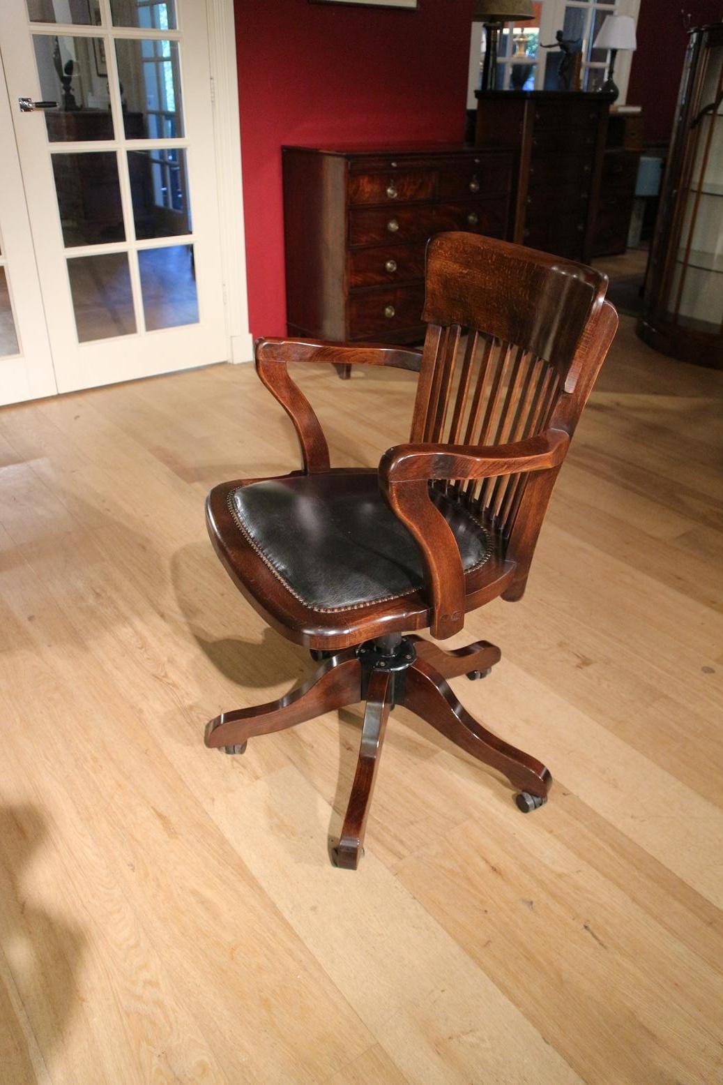 Dutch Classic Office Chair