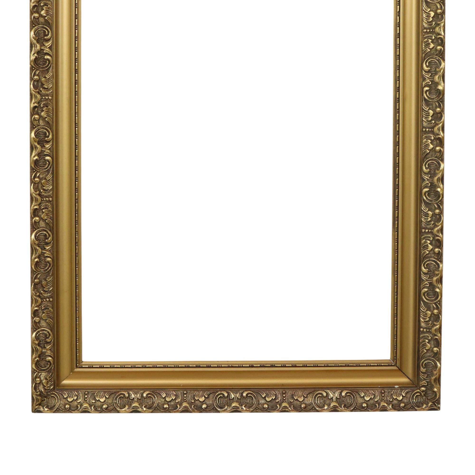 European Classic Old Wooden Baroque Rococo Style Frame Gold 79x59cm For Sale