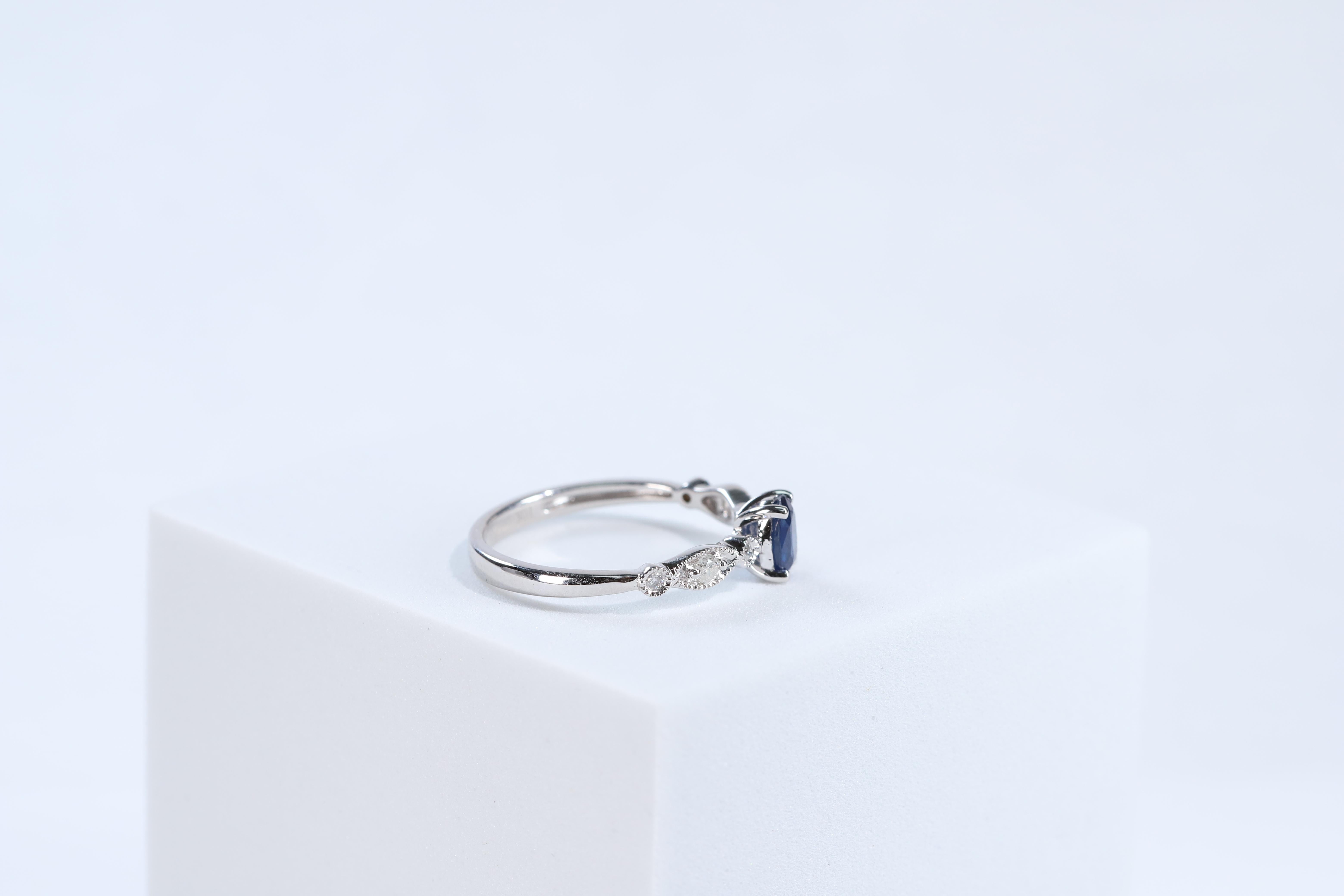 Oval Cut Classic Oval-Cut Blue Sapphire with Round-Cut Diamond 10k White Gold Ring For Sale