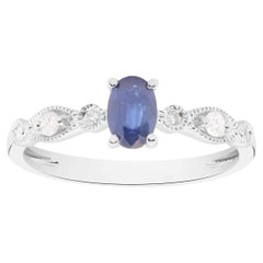 Vintage Classic Oval-Cut Blue Sapphire with Round-Cut Diamond 10k White Gold Ring