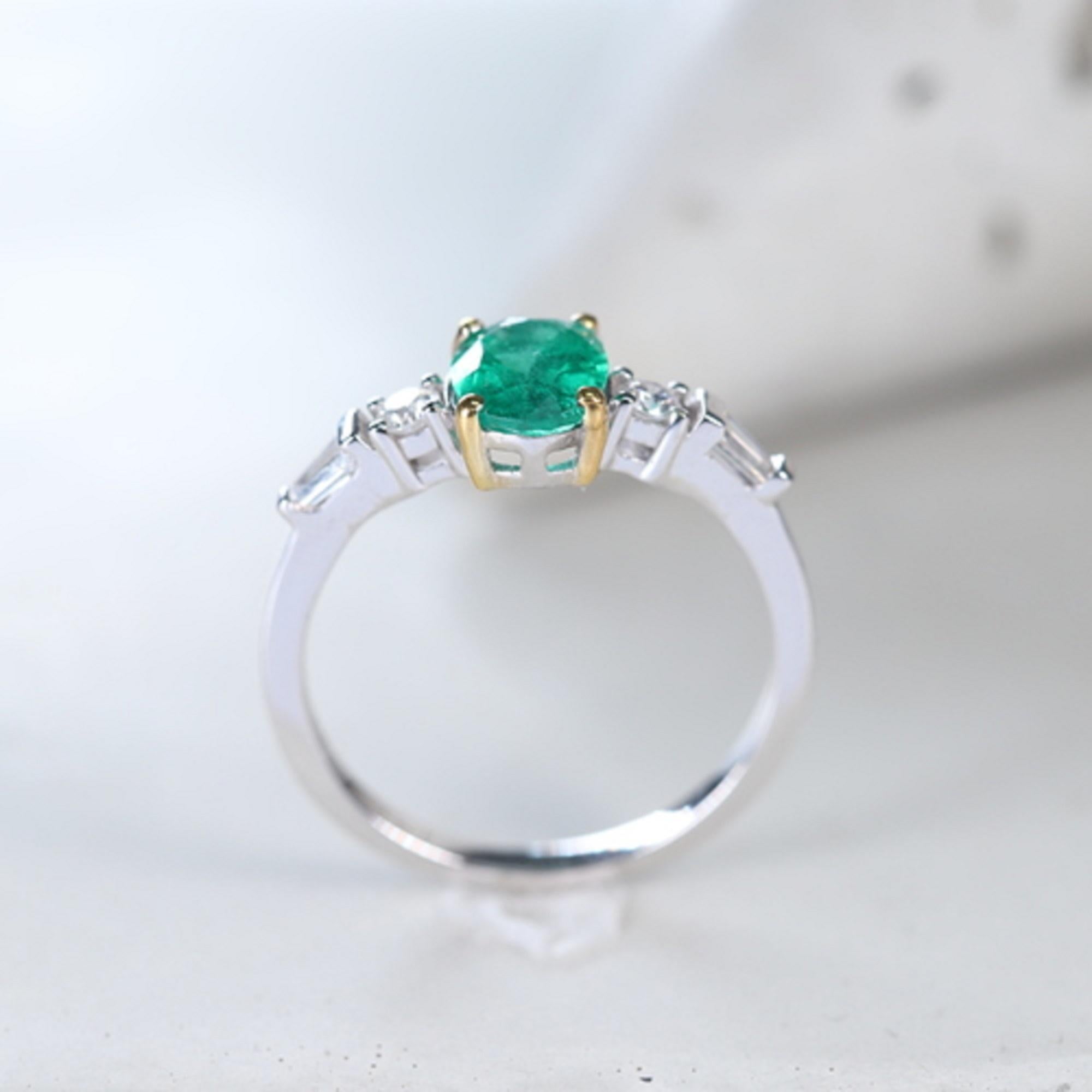Art Deco Classic Oval Cut Emerald and White Diamond 18K White Gold Ring