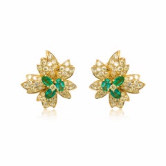 Classic Oval-Cut Emerald with Yellow Diamond Accents 18k Yellow Gold Earring