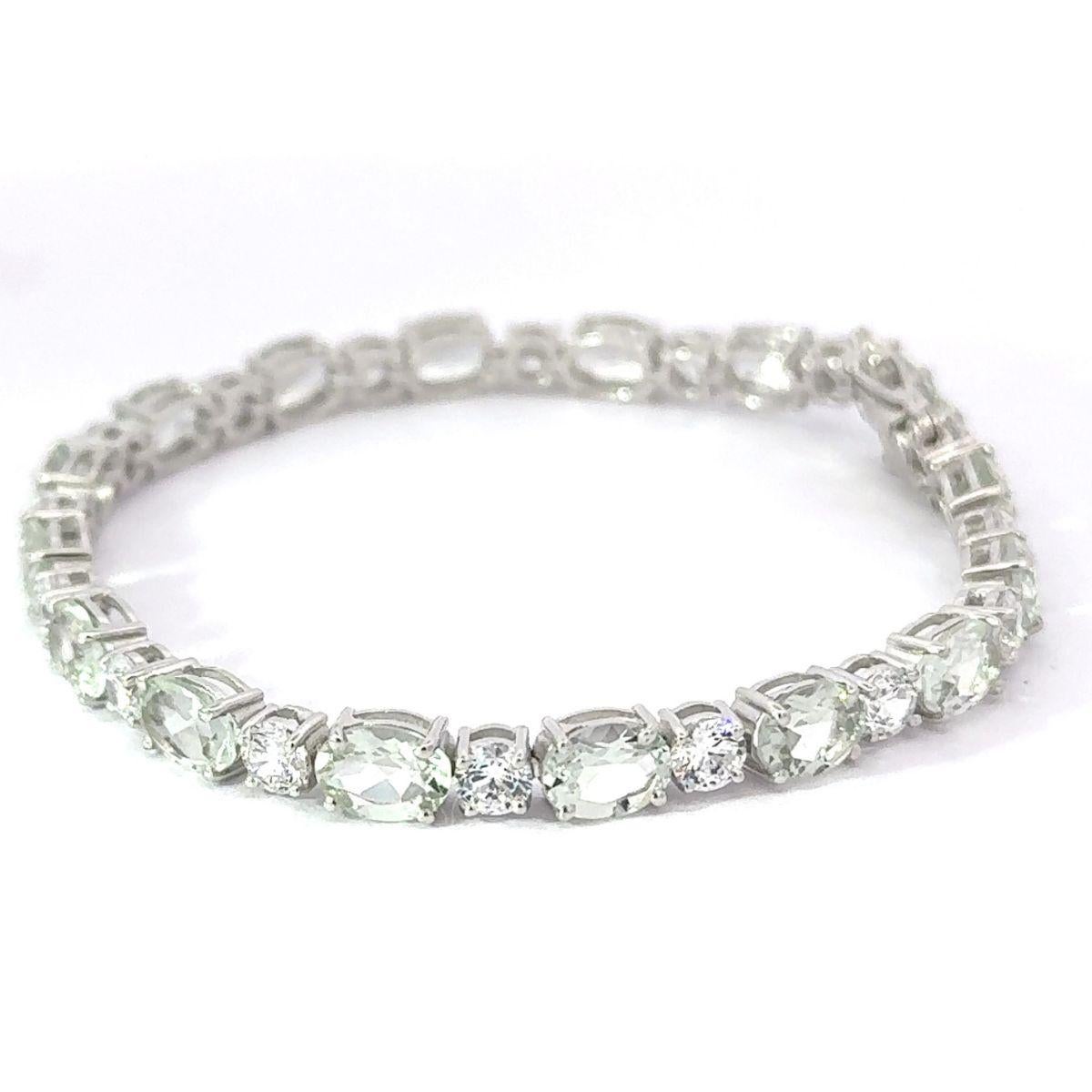 Classic Oval Cut Green Amethyst and Zircon Silver Tennis Bracelet Gift for Wife For Sale 2