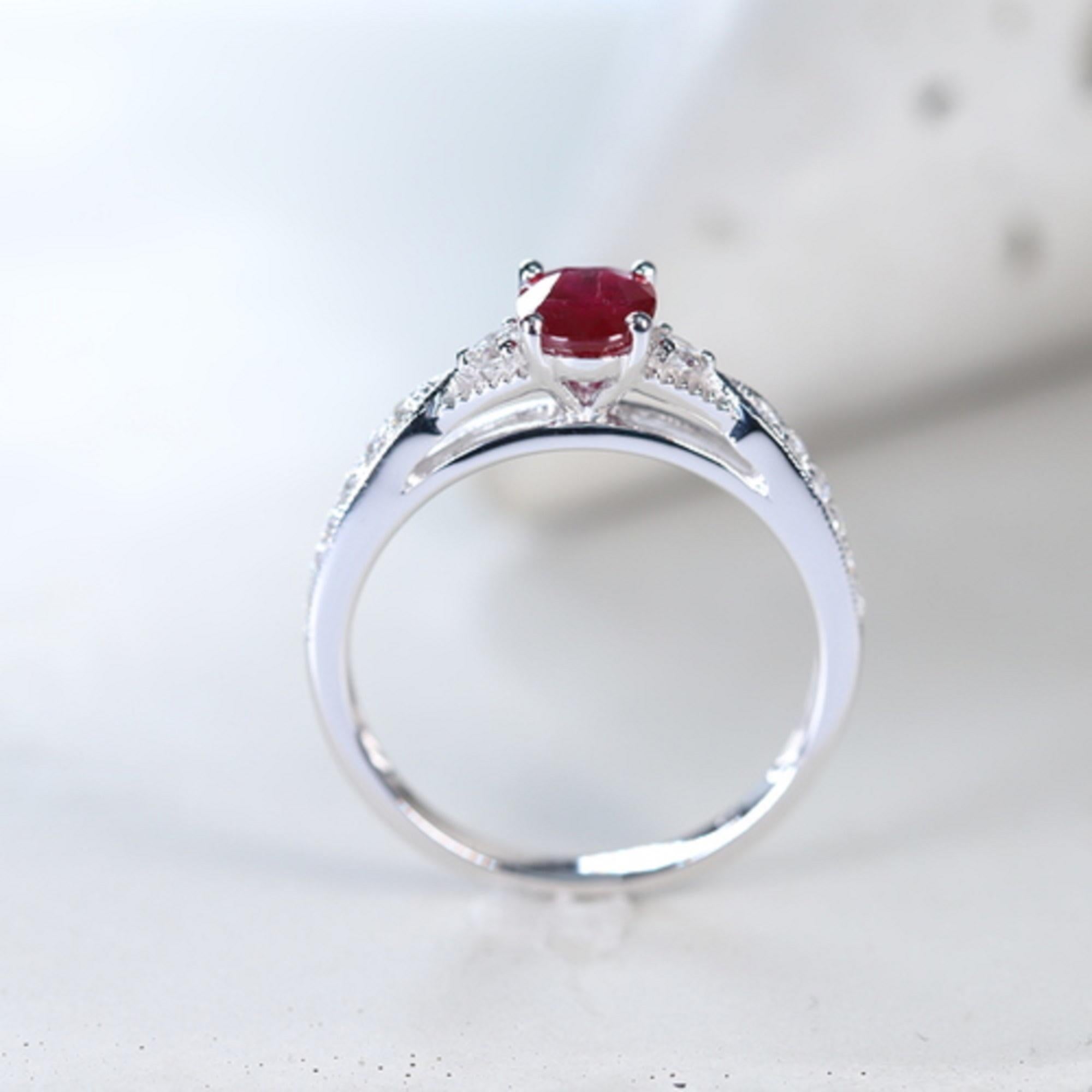 Classic Oval Cut Ruby and Round Cut White Diamond 14K White Gold Ring In New Condition For Sale In New York, NY
