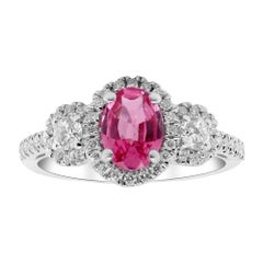Klassischer Spinell im Ovalschliff und weißer Diamant im Rundschliff 14K Weißgold Ring