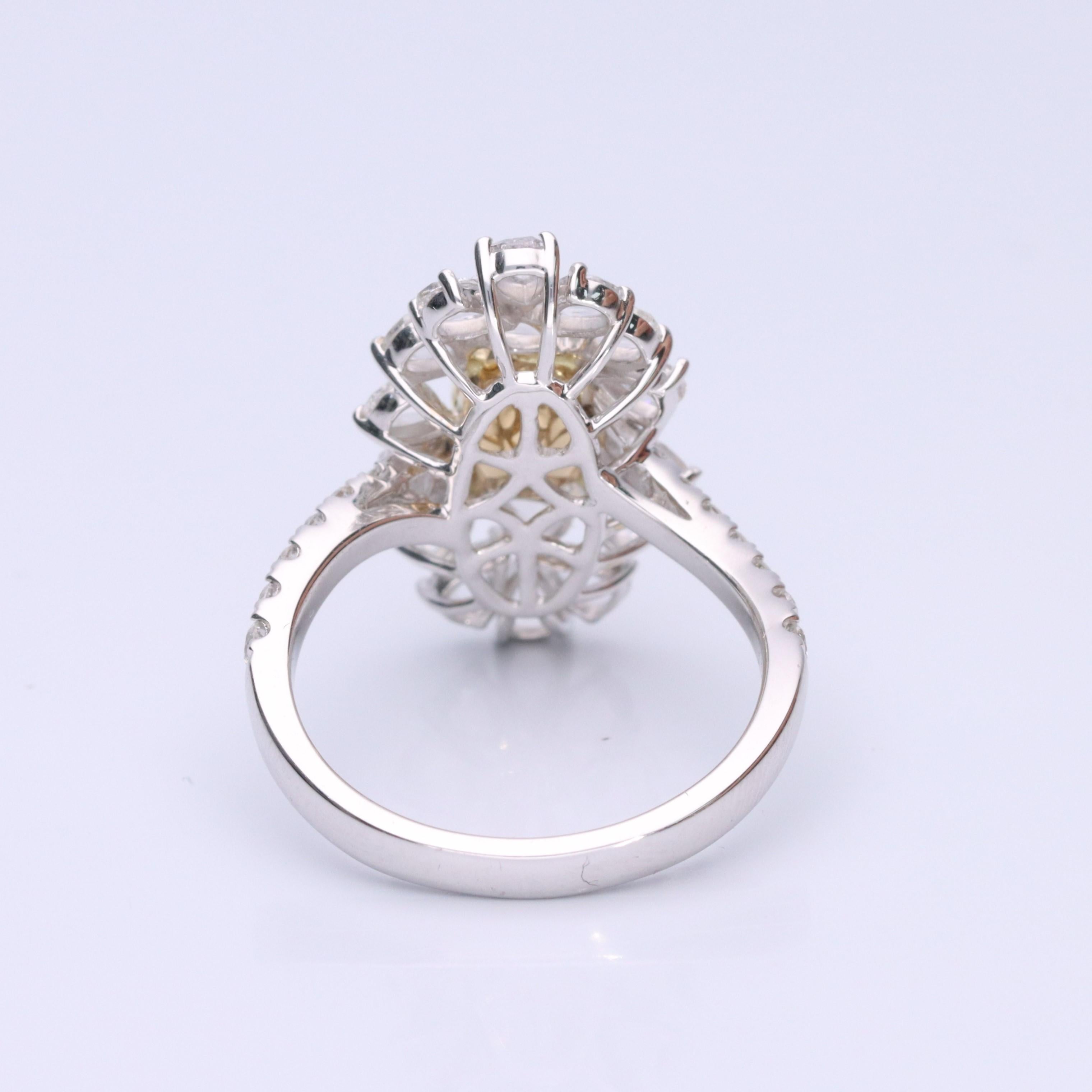 Art Deco Classic Oval-Cut Yellow Diamond with Rose-Cut White Diamond 18k TT Gold Ring
