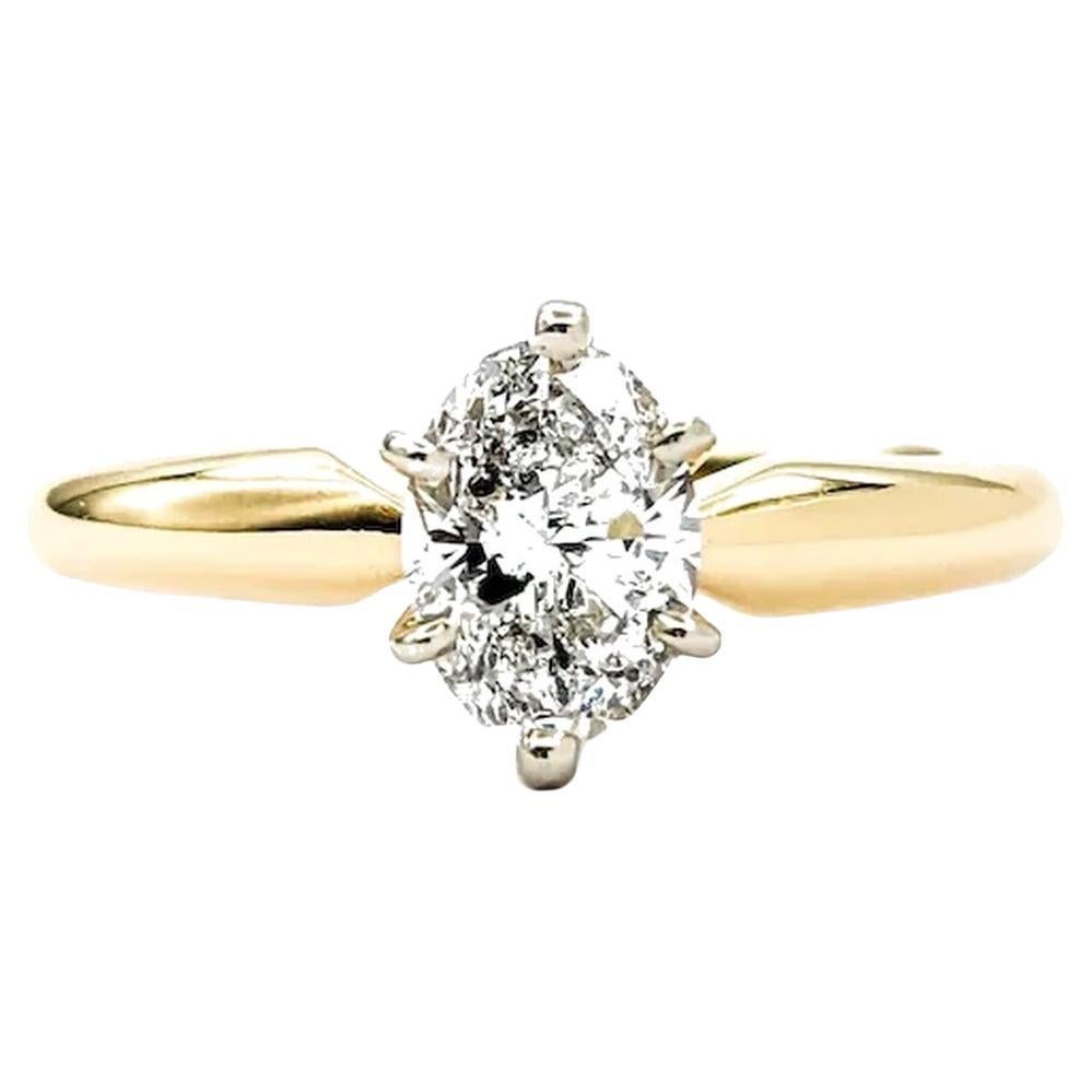 Classic Oval Diamond Ring in 14k Yellow Gold
