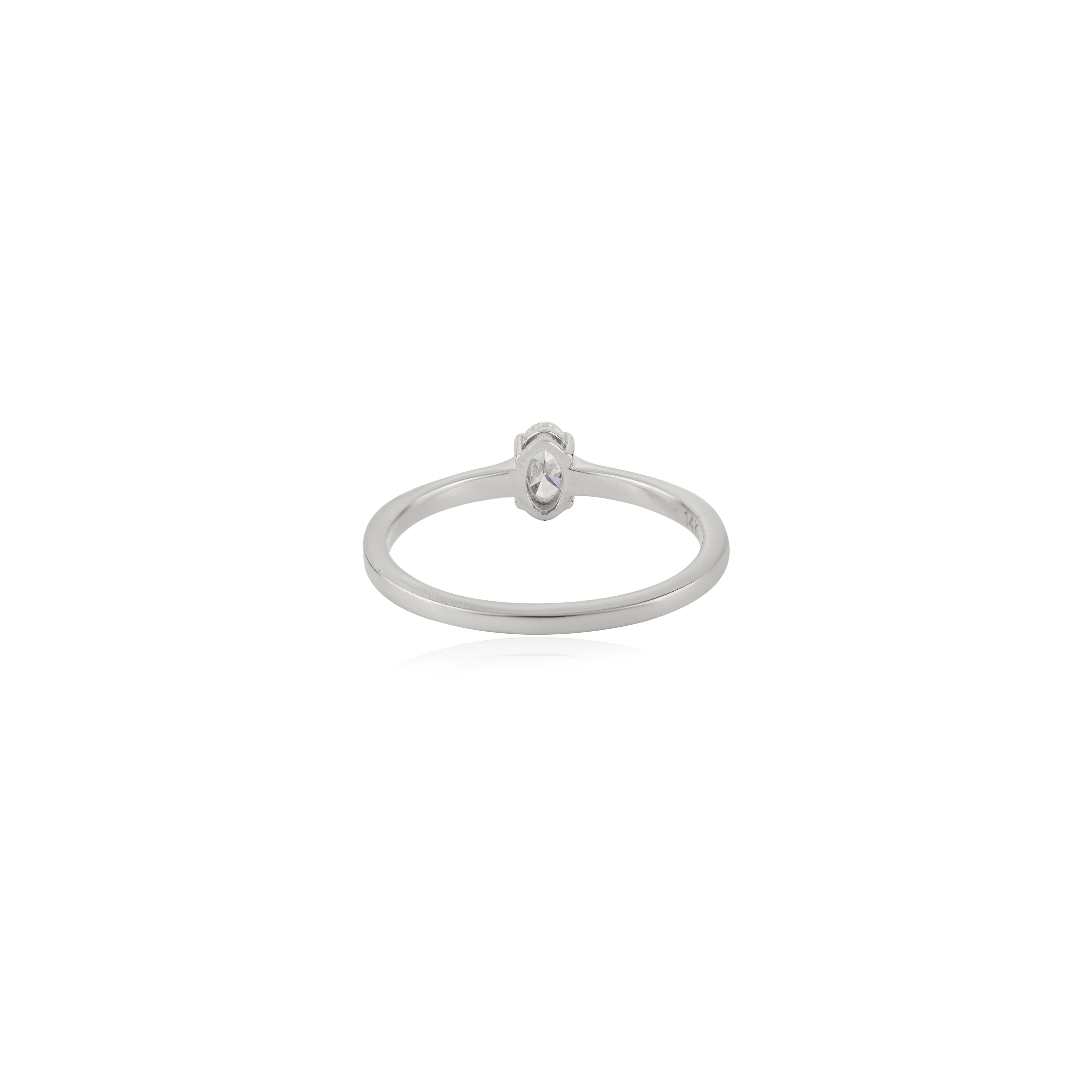 Im Angebot: Klassischer ovaler Diamant Solitär Ring in Zackenfassung 14K Weißgold Geschenk für Sie () 3