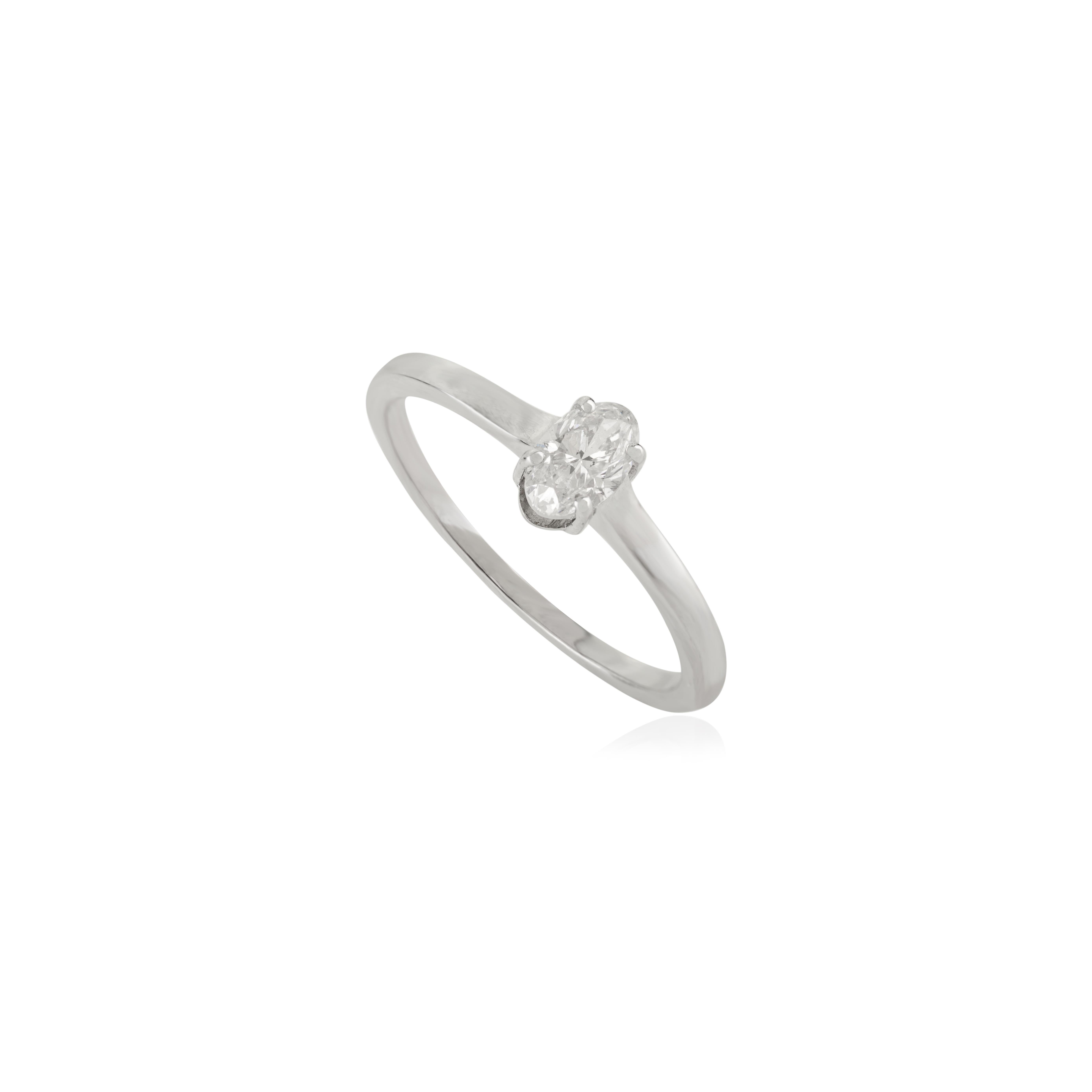 Im Angebot: Klassischer ovaler Diamant Solitär Ring in Zackenfassung 14K Weißgold Geschenk für Sie () 9