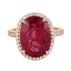 Classic Oval Shape Tourmaline Cocktail Solitaire Ring with Diamonds in 18k Gold