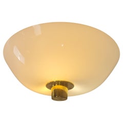 Plafonnier Classic Paavo Tynell 2098N, en laiton et verre opalin, Idman années 1950