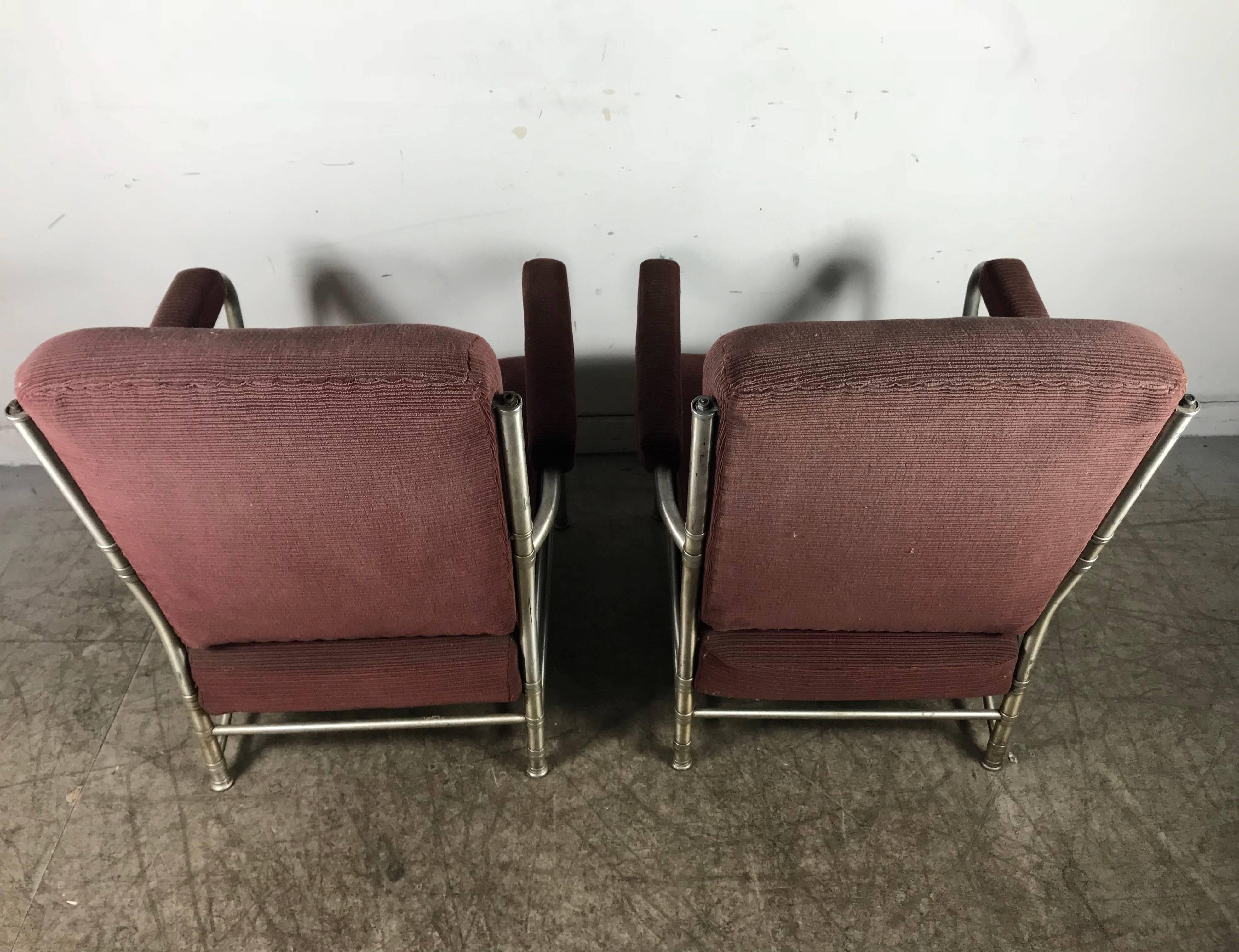 Classic Pair of Art Deco Machine Age Aluminium Lounge Chairs by Warren McArthur For Sale 2