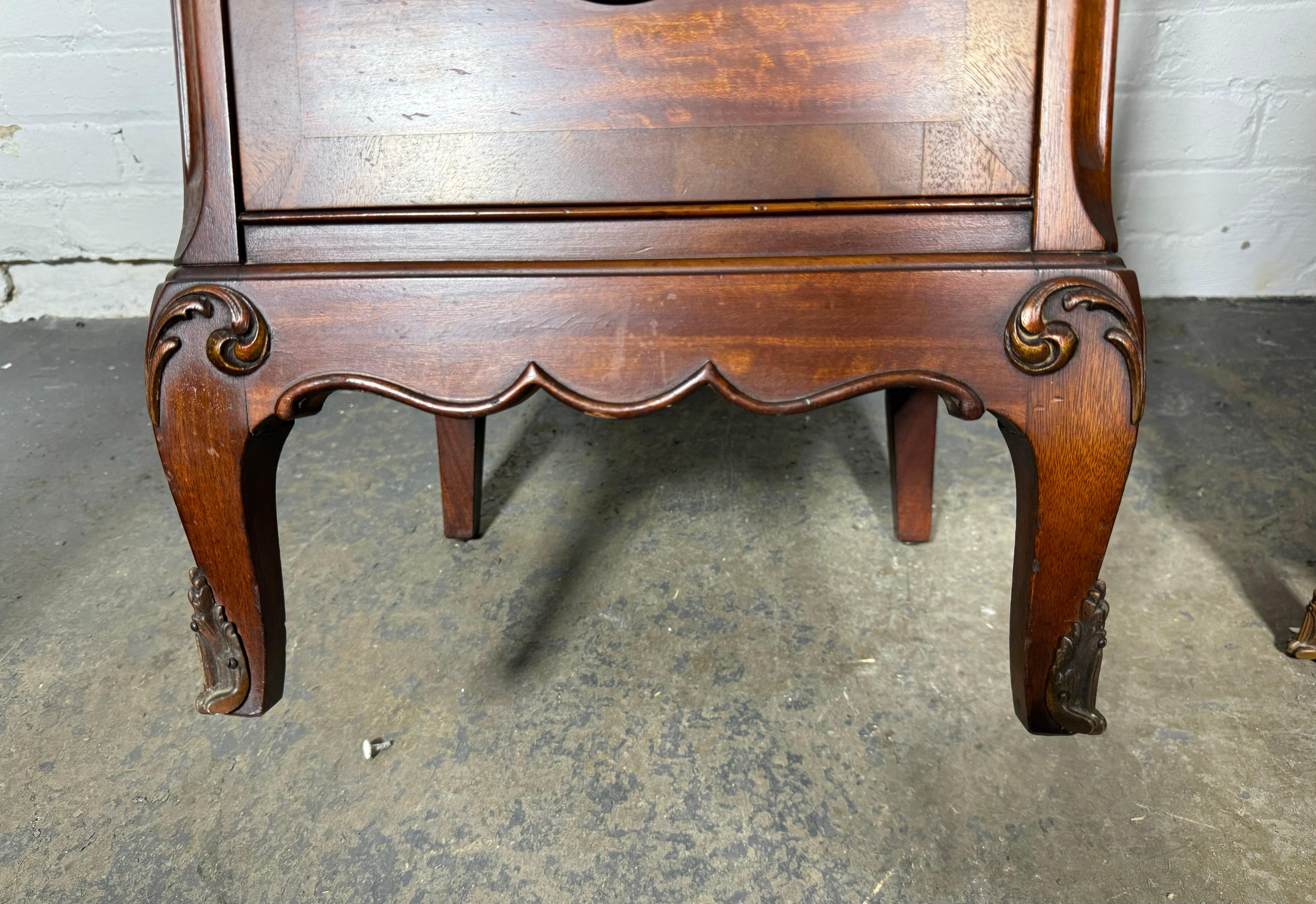 Mid-20th Century Classic pair French 4-Drawer Night Stands, bronze mounts , Louis XIV For Sale