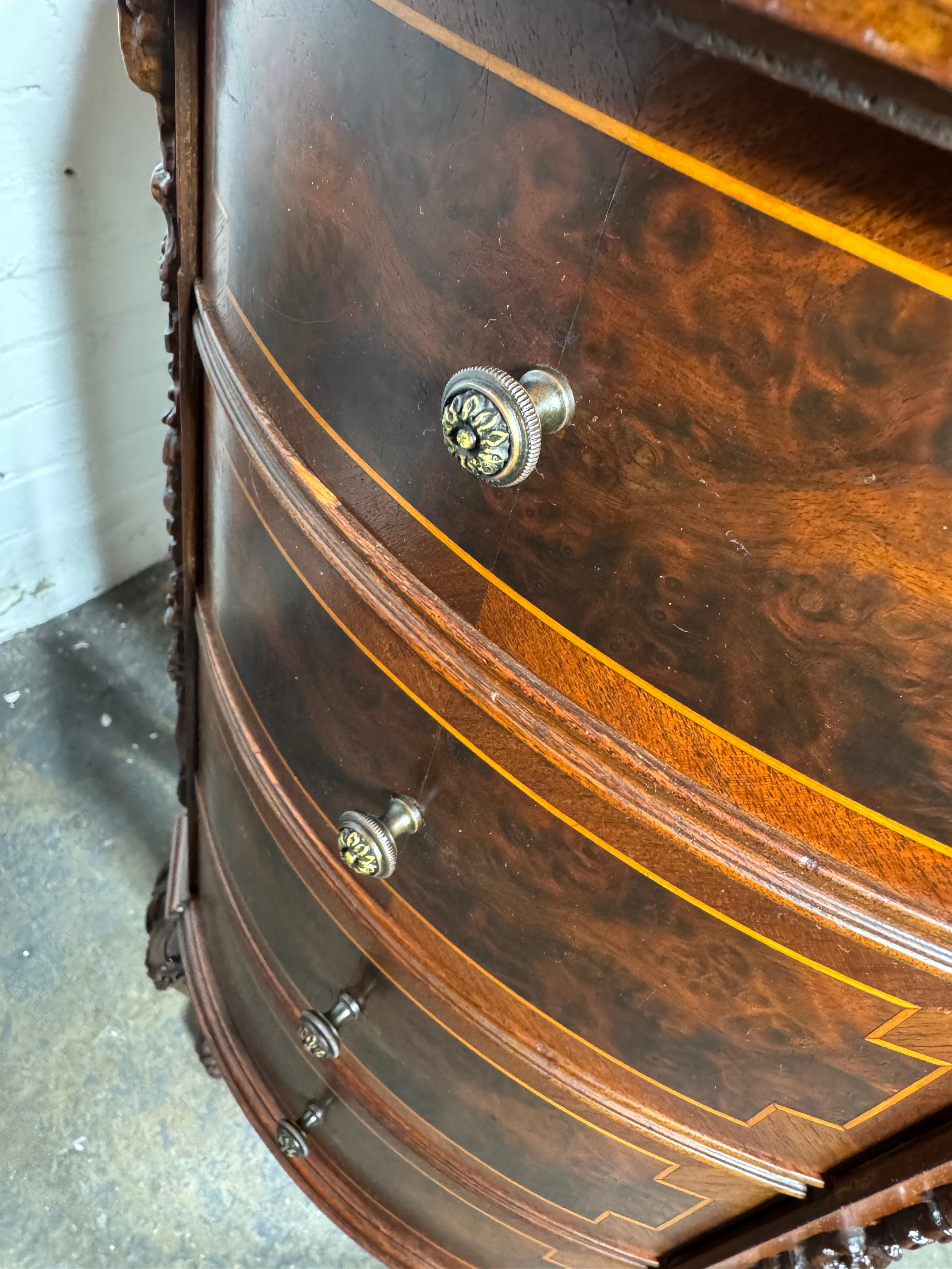 Classic pair French 4-Drawer Night Stands, burl wood, carved / Louis XV In Good Condition For Sale In Buffalo, NY