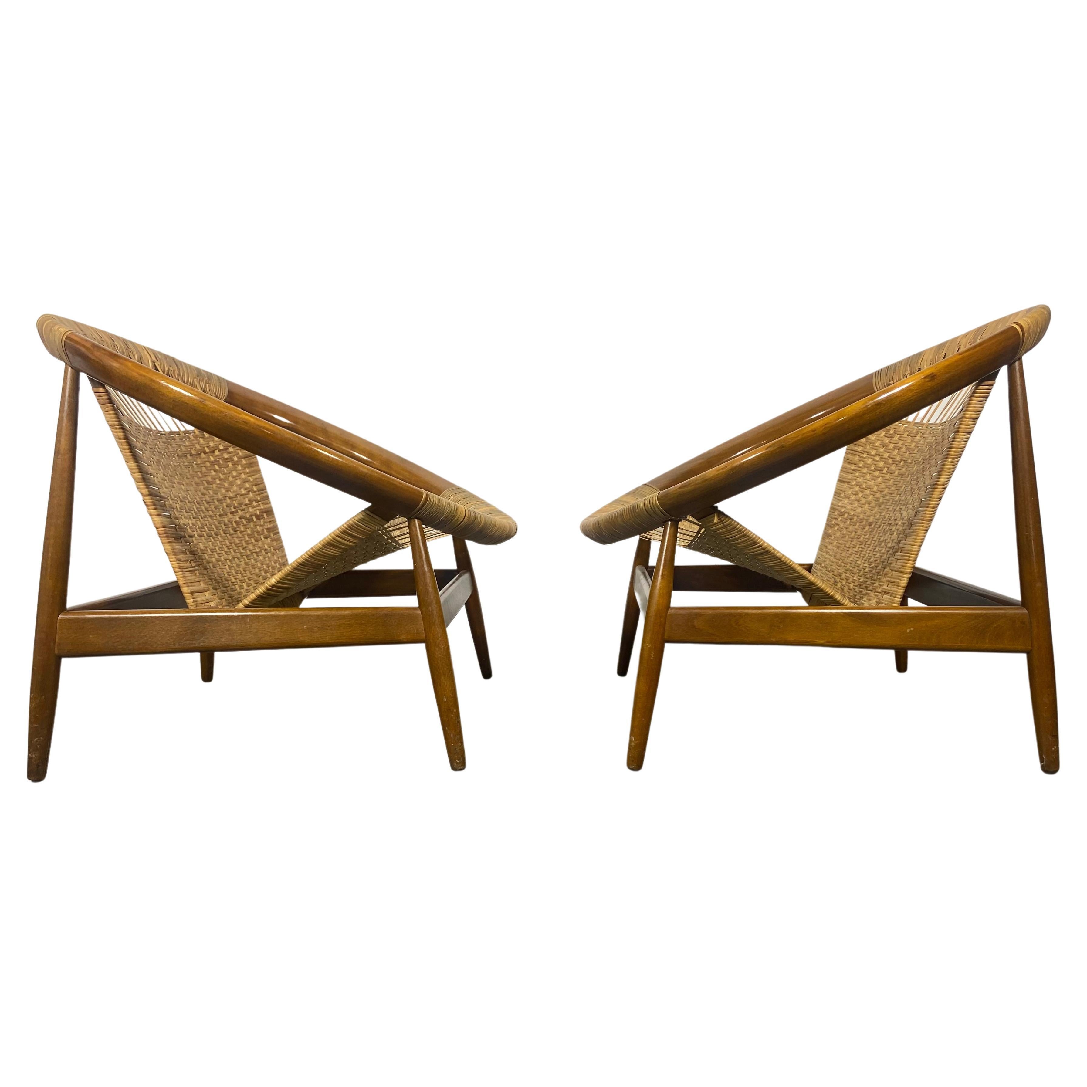 Classic pair Illum Wikkelsø Ringstol Lounge Chairs Scandinavian Modern Denmark For Sale