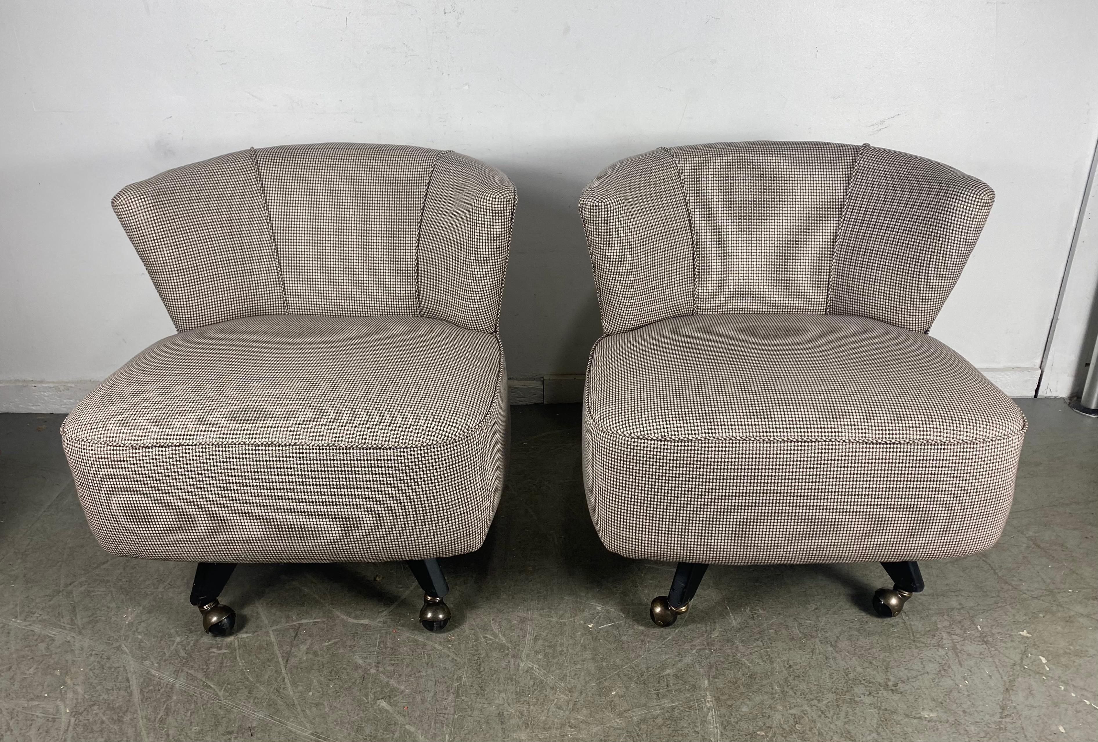 Classic Pair Mid-Century Modern Swivel Chairs on castors, , attrib to Selig For Sale 2