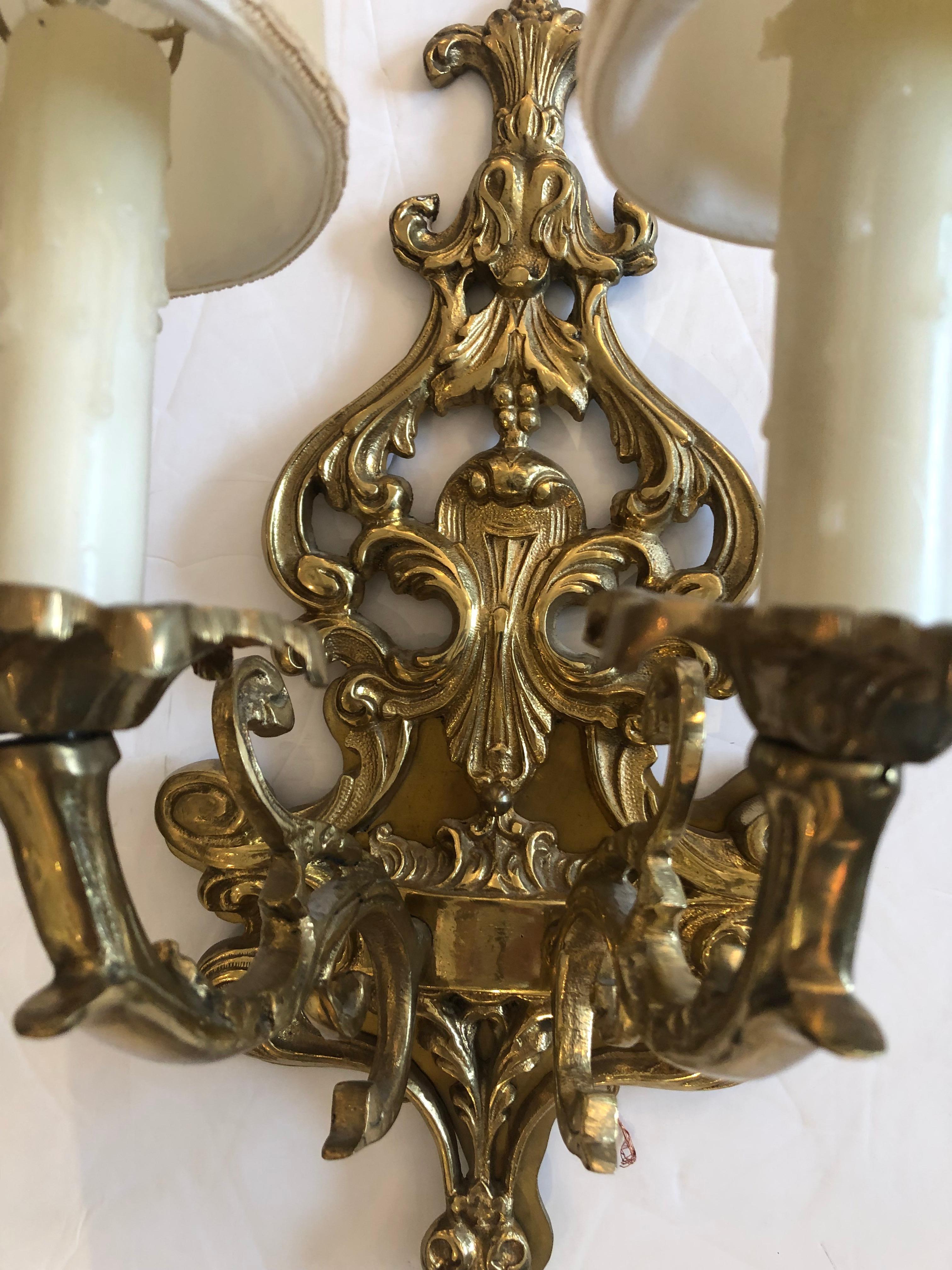 Classic Pair of Antique 2 Arm Brass Sconces In Good Condition For Sale In Hopewell, NJ