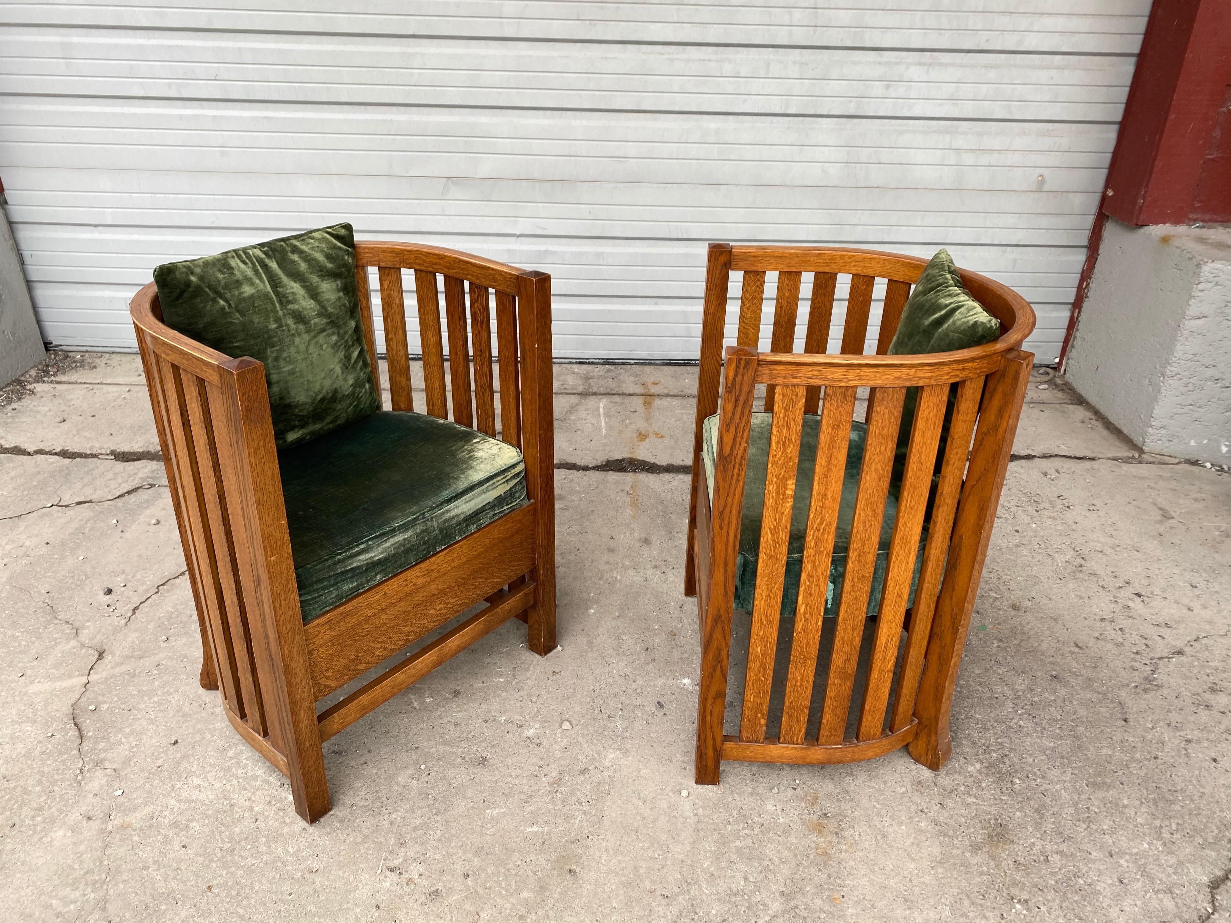 American Classic Pair of Barrel Chairs, after Frank Lloyd Wright, attrib. Plail Brothers