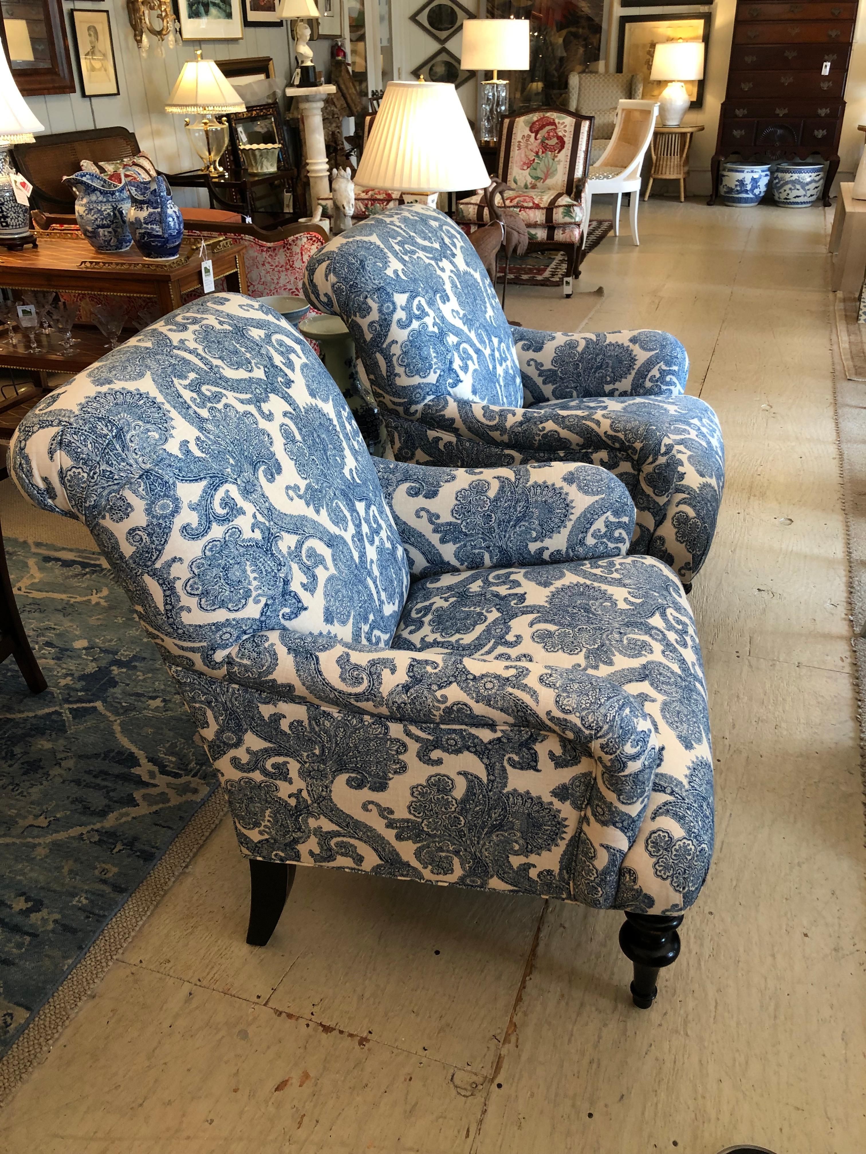 Classic Pair of Blue & White Big Rolled Arm Comfy Club Chairs 3