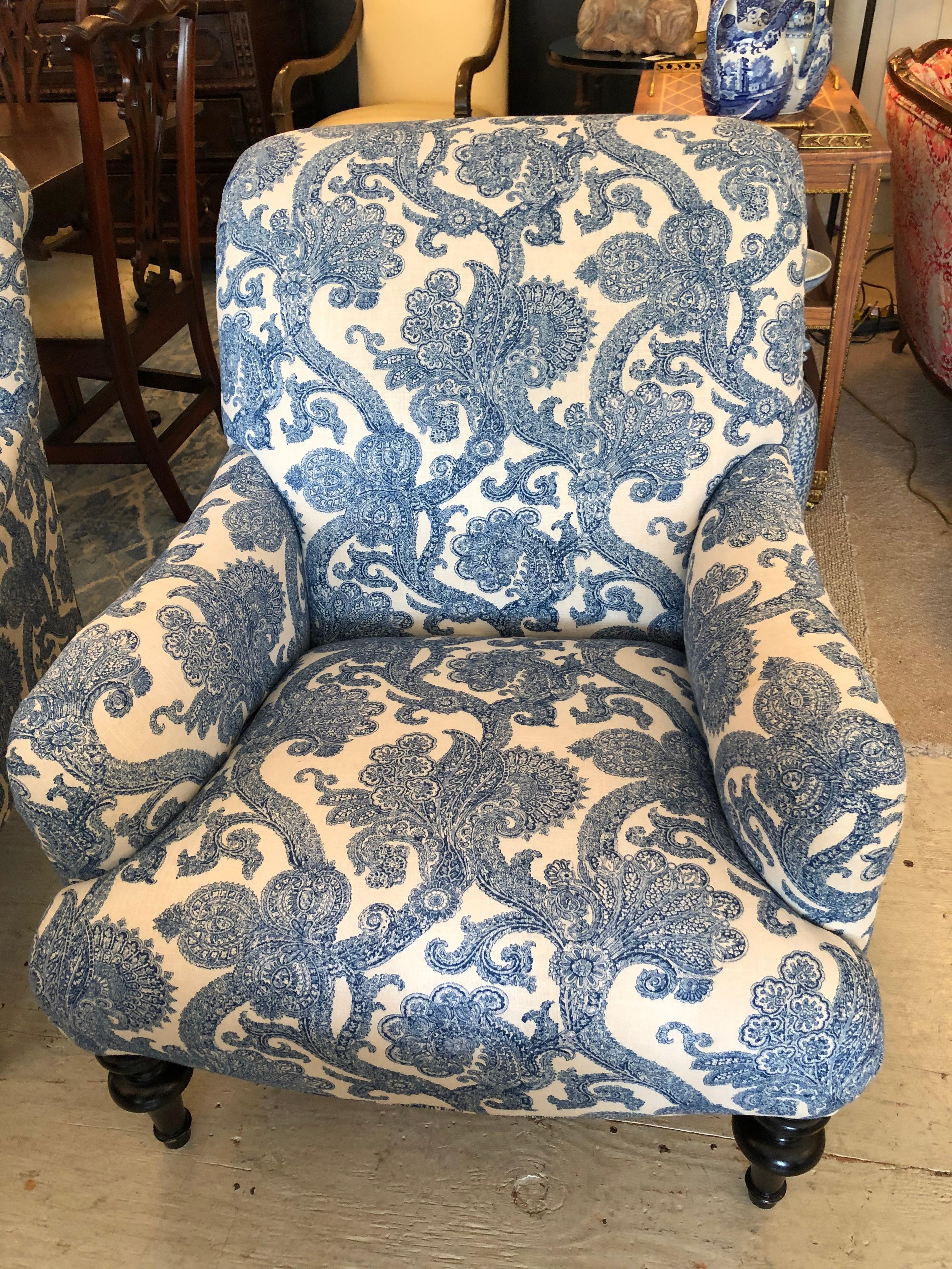 blue and white living room chairs