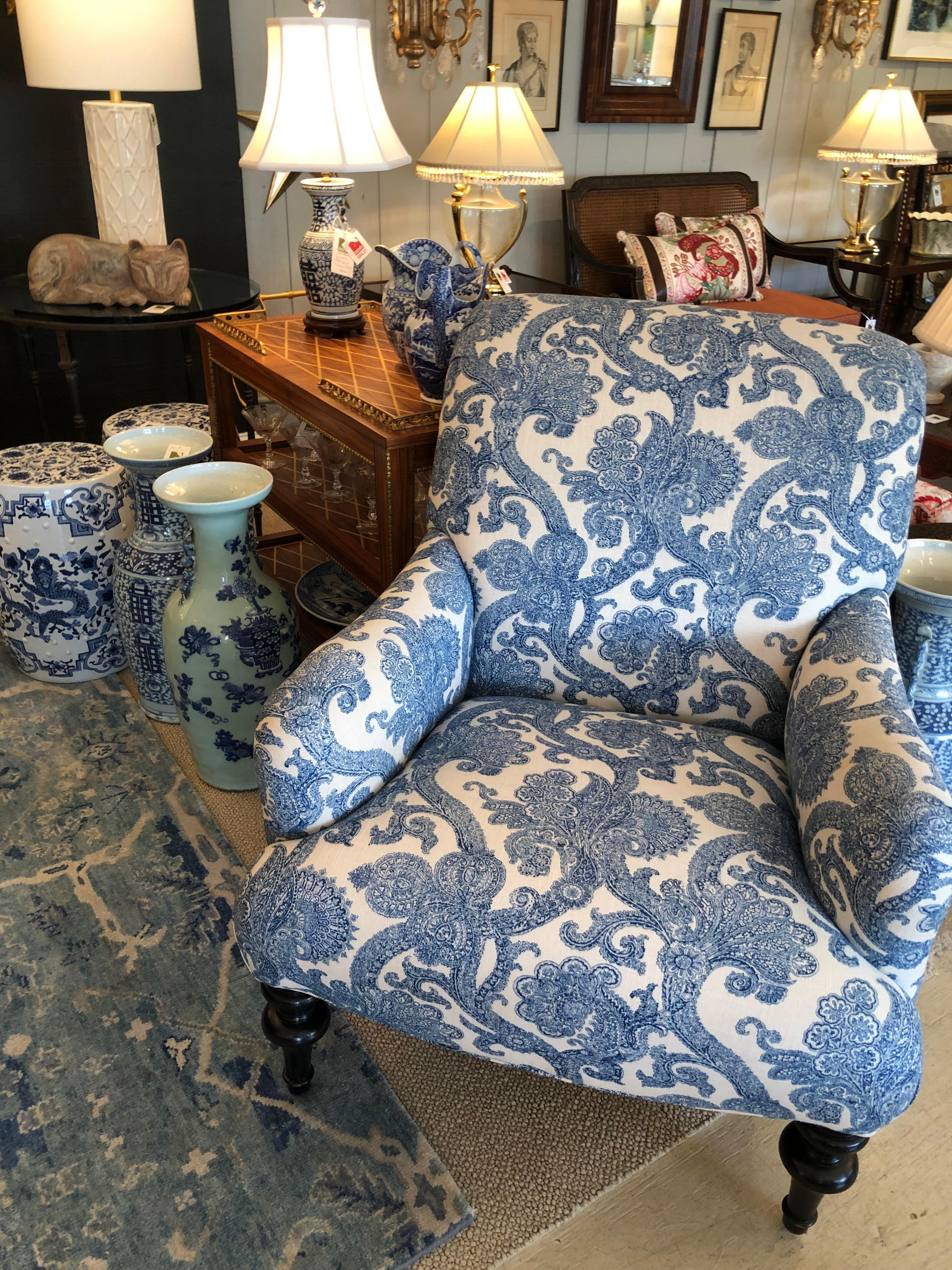 Classic Pair of Blue & White Big Rolled Arm Comfy Club Chairs 2