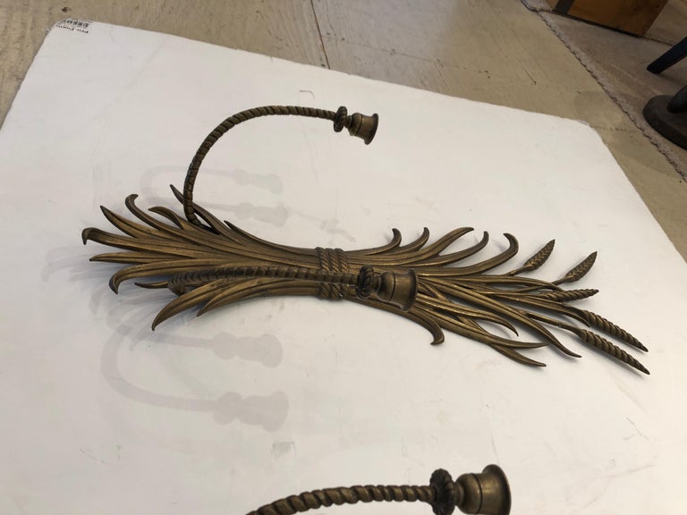Classic Pair of Brass Wheat Sheaf Candle Sconces For Sale at 1stDibs
