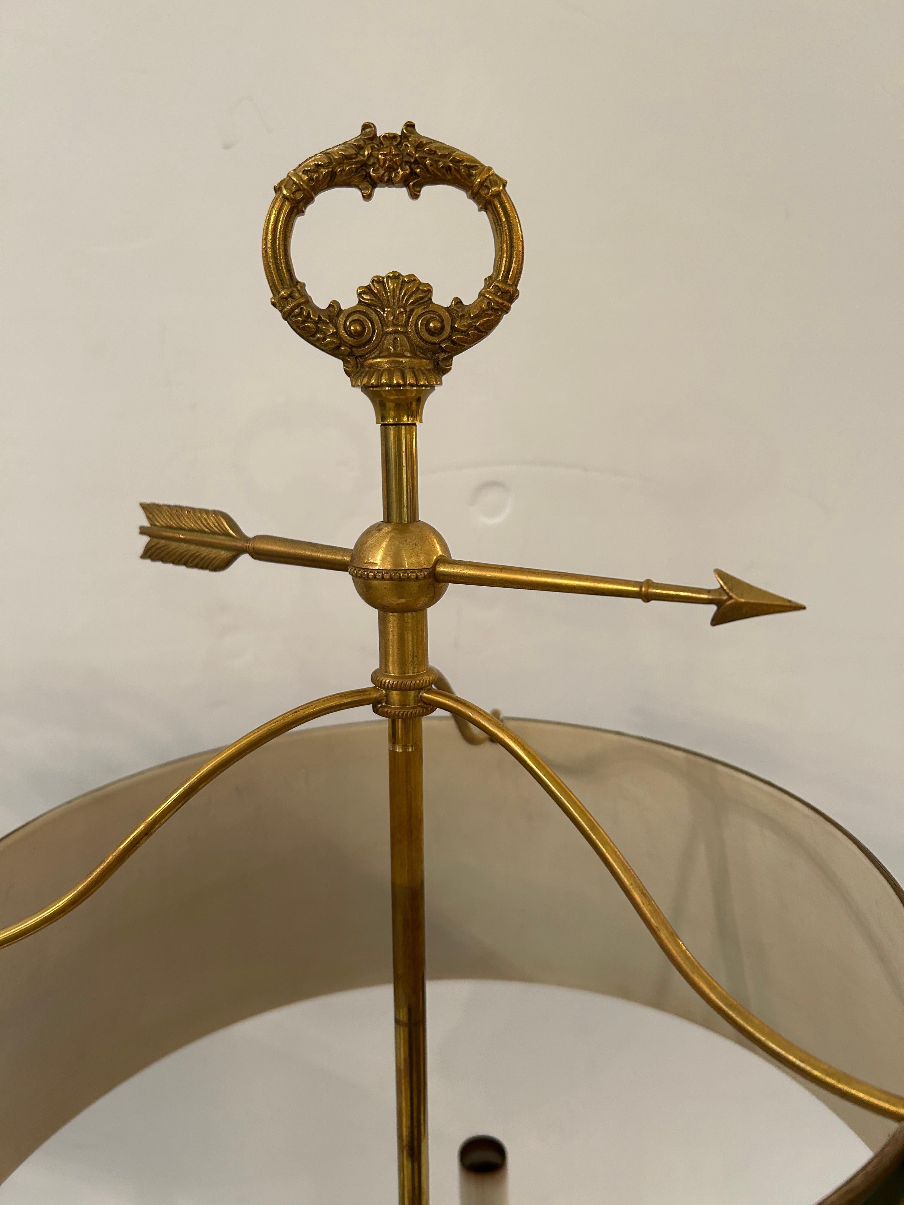 Americano Coppia classica di lampade d'epoca in ottone finemente fuso Buillotte in vendita