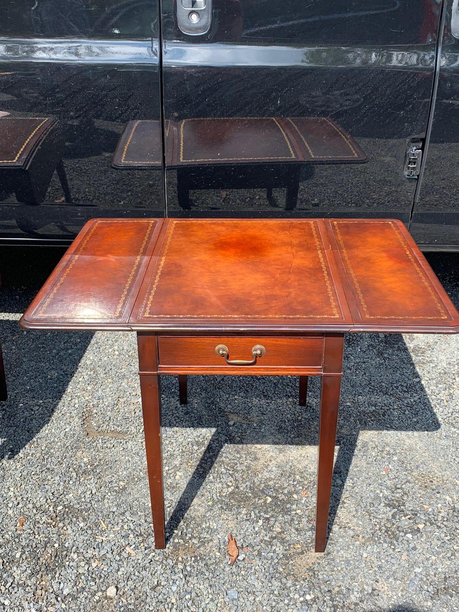 Mid-20th Century Classic Pair of Leather Top Pembroke Side End Tables