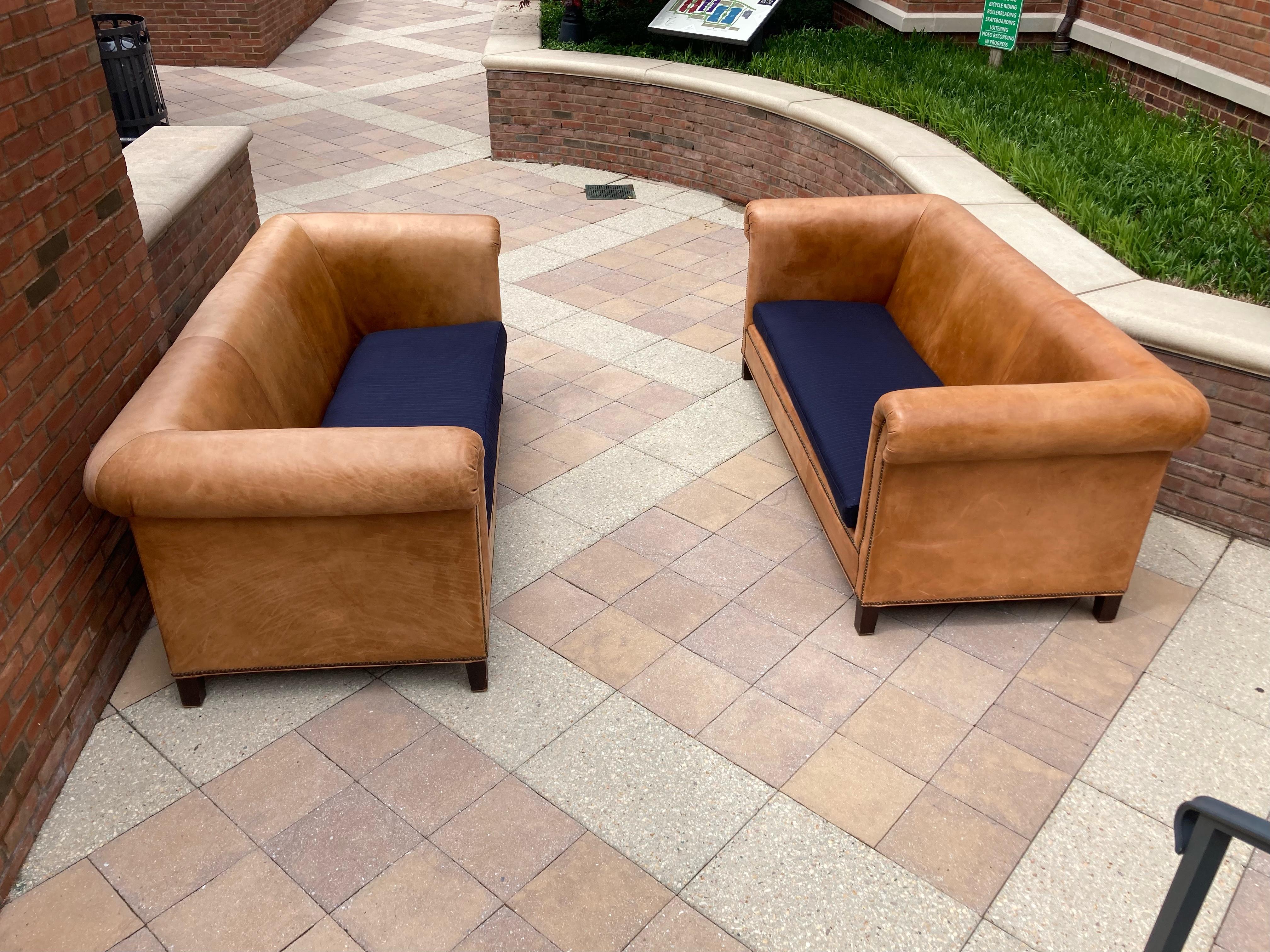 Classic Pair of Ralph Lauren Chesterfield Style Brompton Supple Leather Sofas 5