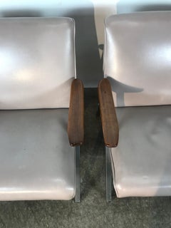 Paire classique de chaises longues royales en aluminium et chrome