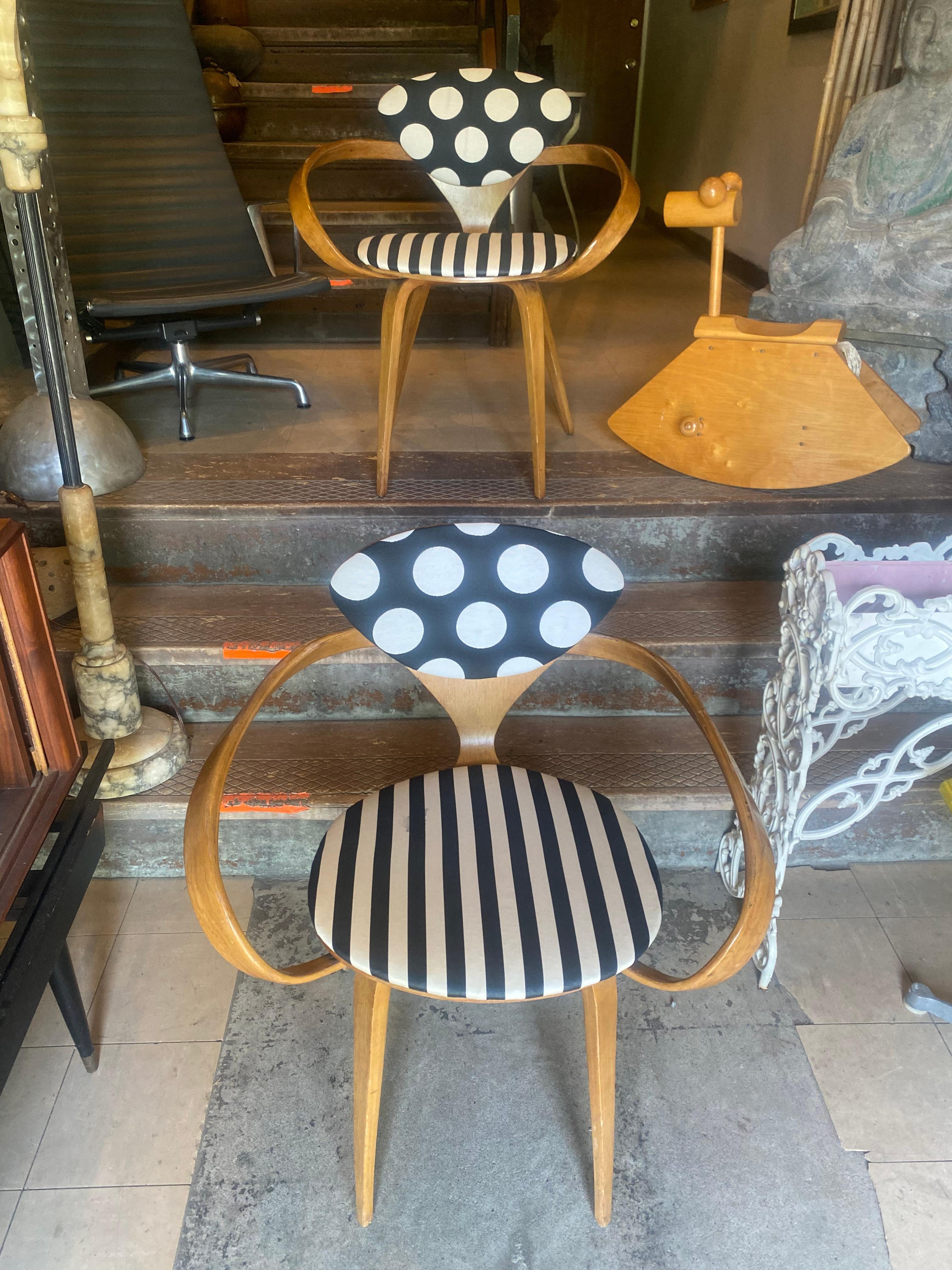Classic Pair Of Vintage Norman Cherner Plycraft Armchairs c. 1950's For Sale 3