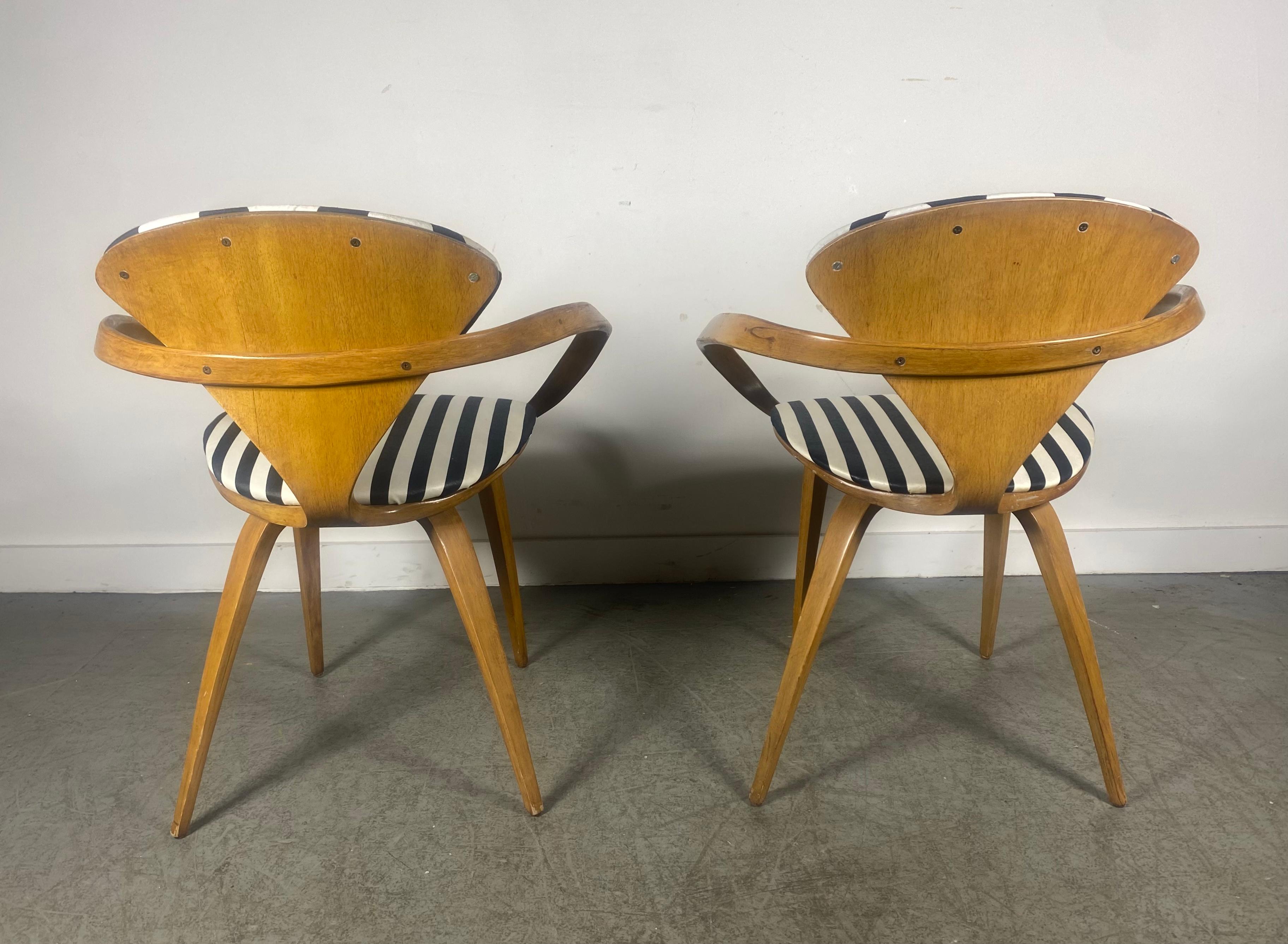 American Classic Pair Of Vintage Norman Cherner Plycraft Armchairs c. 1950's For Sale