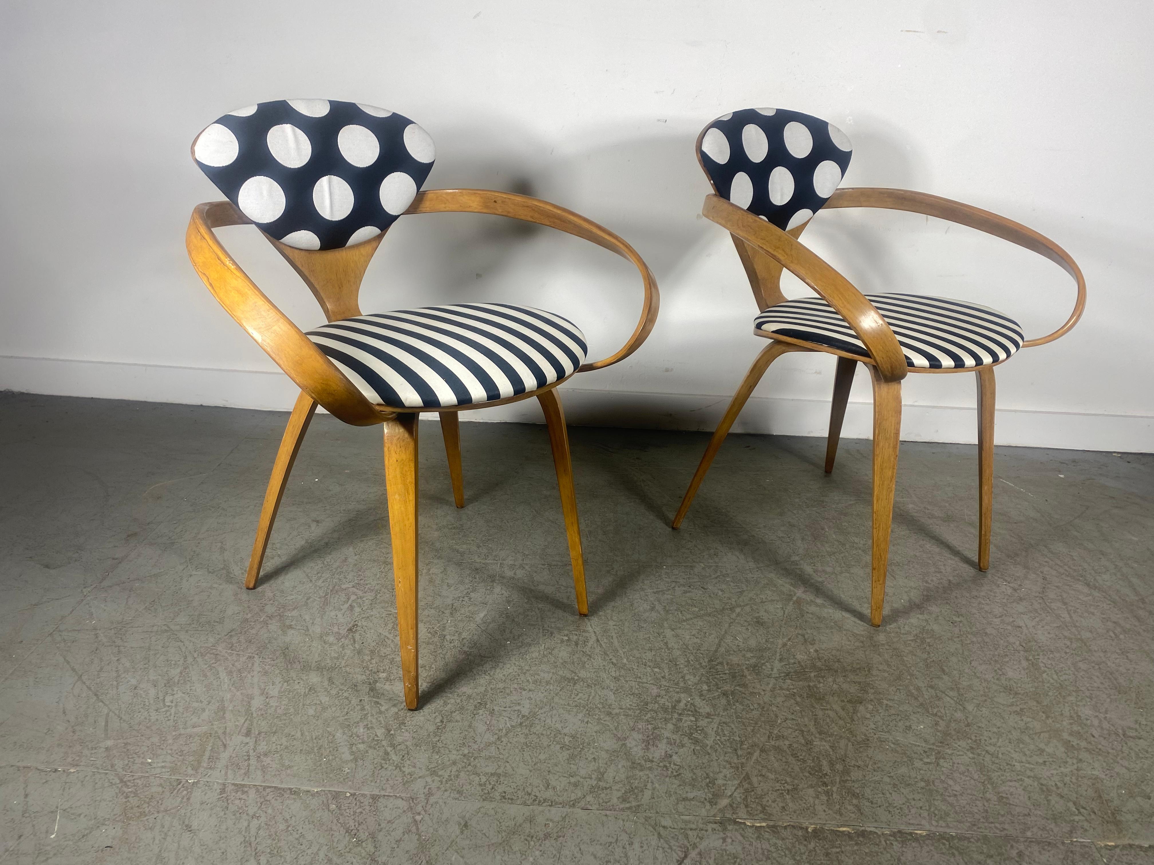 Mid-20th Century Classic Pair Of Vintage Norman Cherner Plycraft Armchairs c. 1950's For Sale