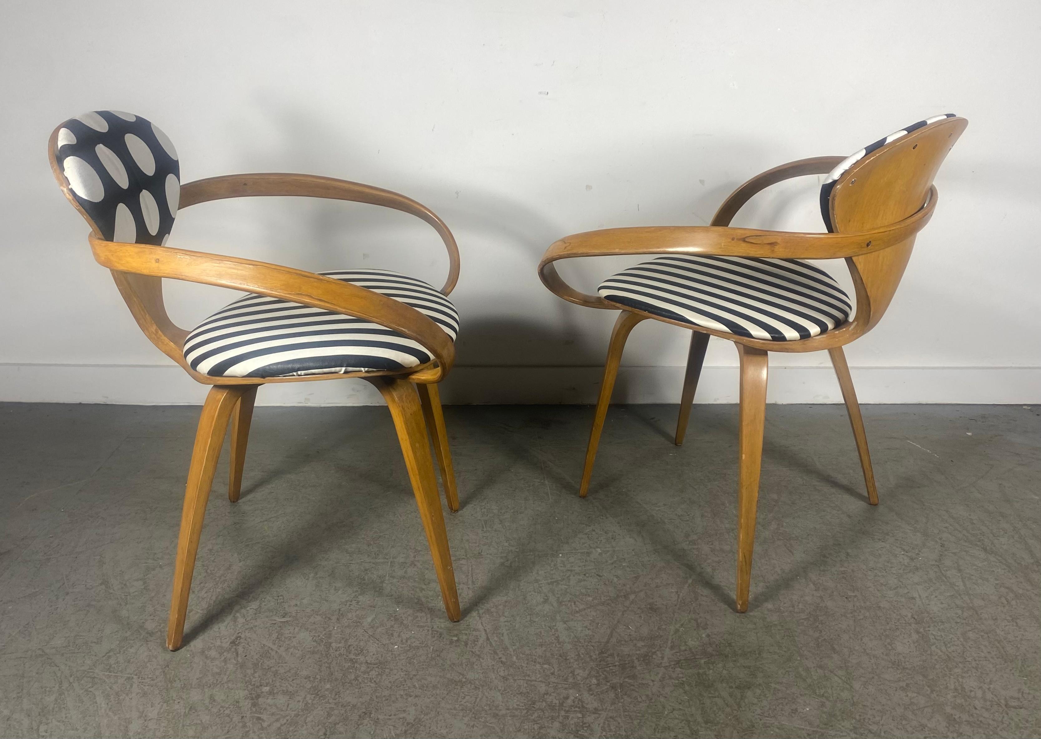 Fabric Classic Pair Of Vintage Norman Cherner Plycraft Armchairs c. 1950's For Sale