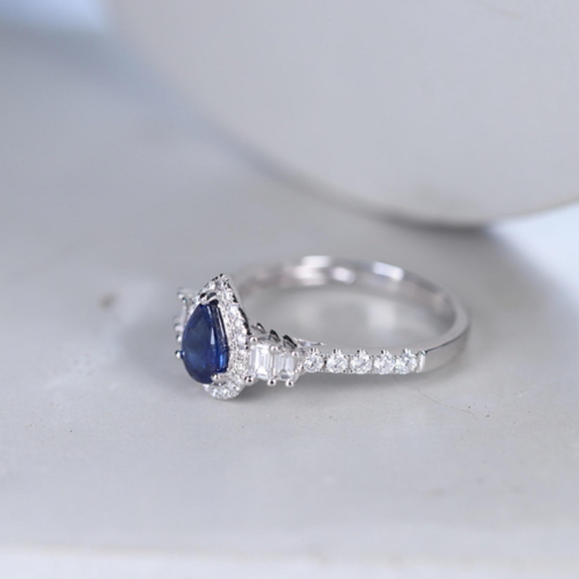 De las mujeres Anillo clásico de oro blanco de 14 quilates con zafiro azul talla pera y diamante blanco