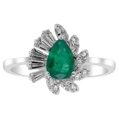 Vintage Classic Pear Cut Emerald and White Diamond 18K White Gold Ring