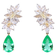 Classic Pear-Cut Emerald with Yellow 
White Diamond 18k Two Tone Gold Earring