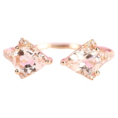 Classic Pear-Cut Morganite with Round-Cut Diamond 14k Rose Gold Ring
