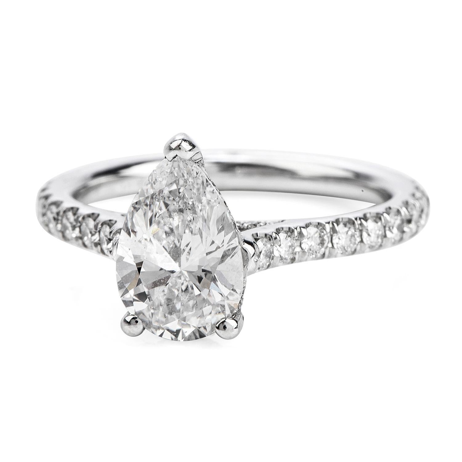 Pear Cut Classic GIA Pear Diamond 2.70 Carat D-VS2 Gold Engagement Ring