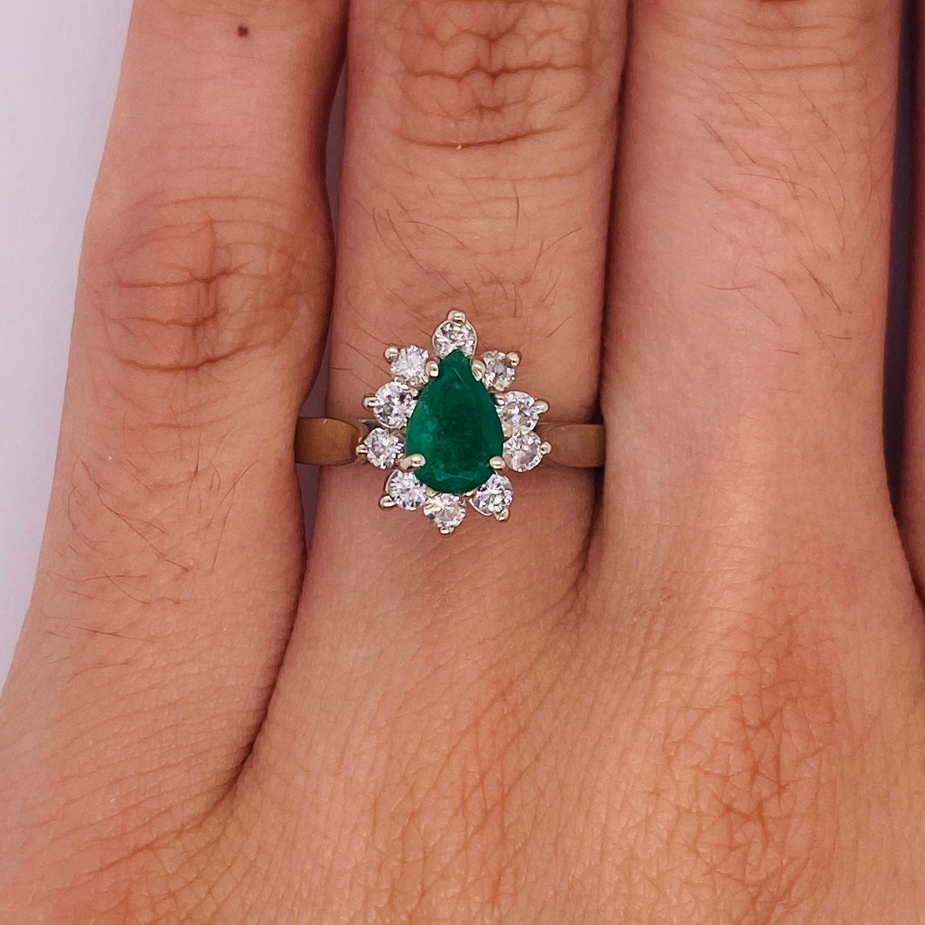 Pear Cut Classic Pear Emerald Halo Ring 1.00 ct with 2-Tier Diamonds 14k White Gold Lv For Sale