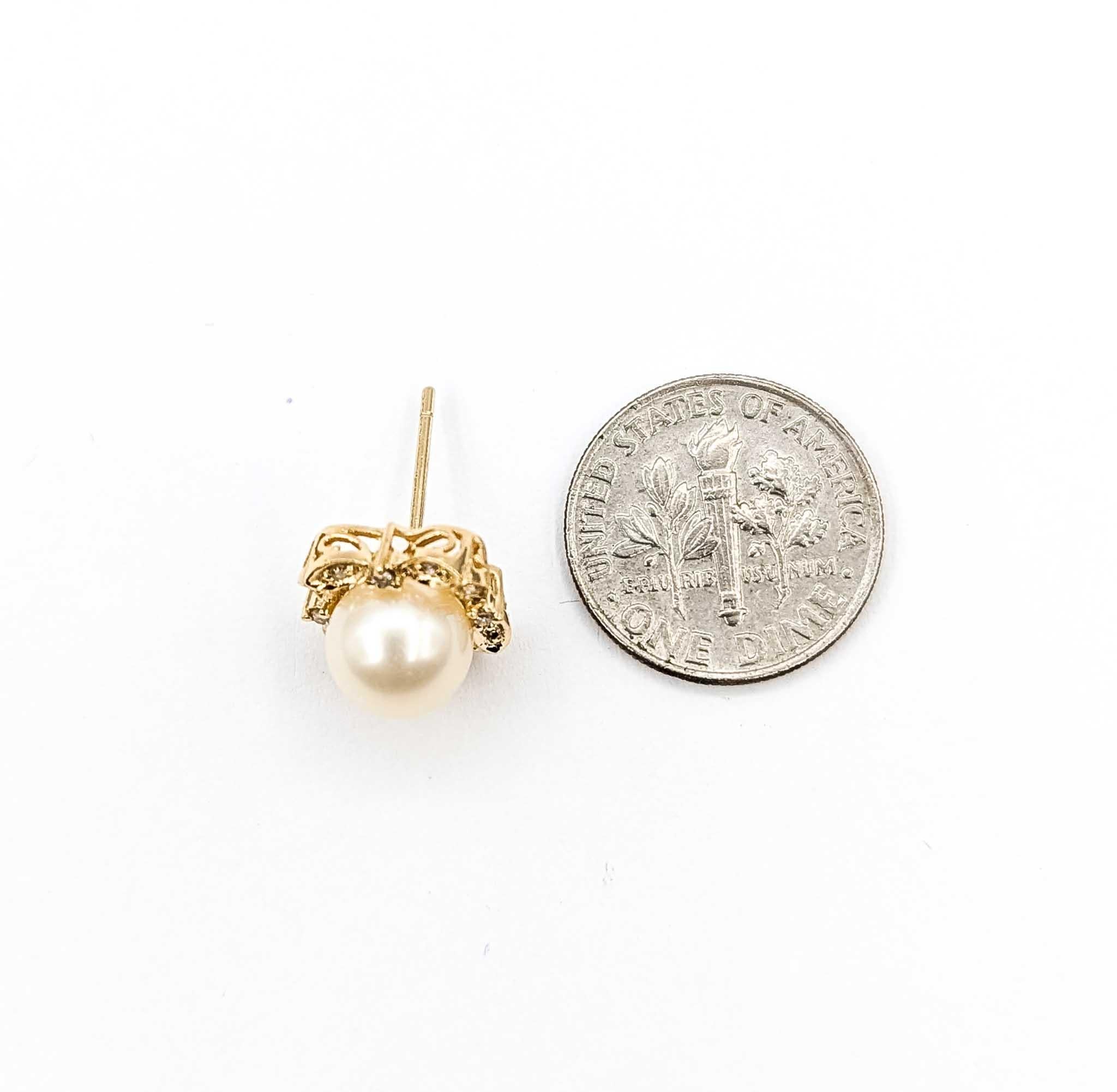 Pendientes clásicos de perlas y diamantes talla única en venta 1