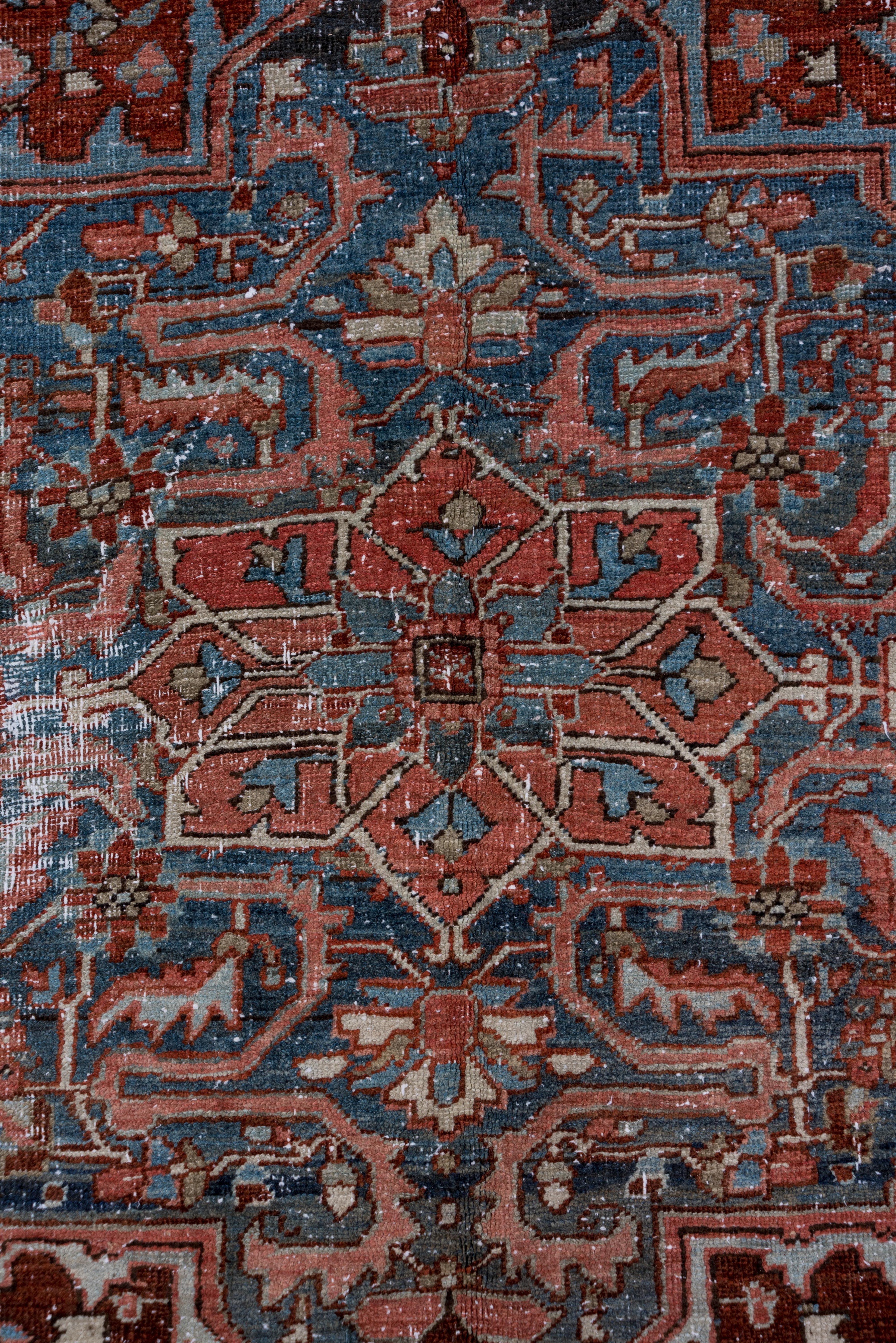 Heriz Serapi Classic Persian Heriz Carpet, circa 1910s For Sale