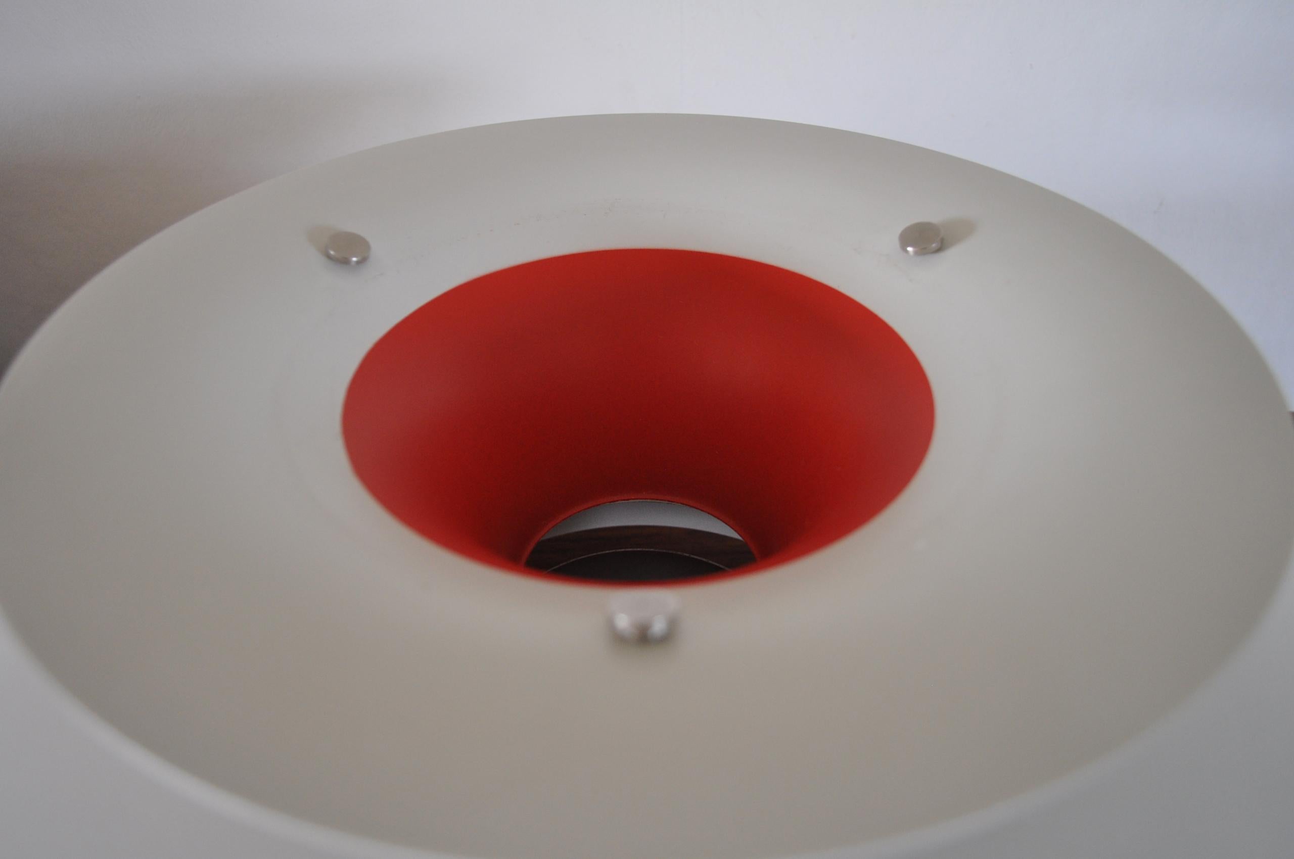 Scandinavian Modern Classic PH5, white, blue and red by Poul Henningsen for Louis Poulsen